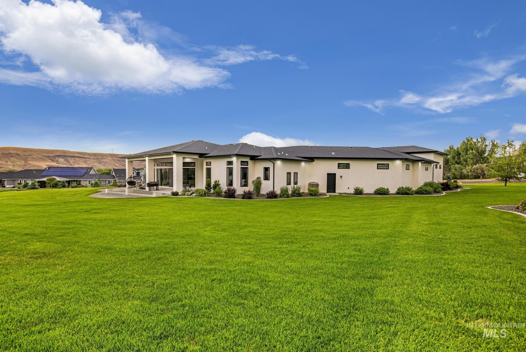 50 Creekside Circle, Hagerman, Idaho 83332, 4 Bedrooms, 3 Bathrooms, Residential For Sale, Price $1,050,000, 98946766
