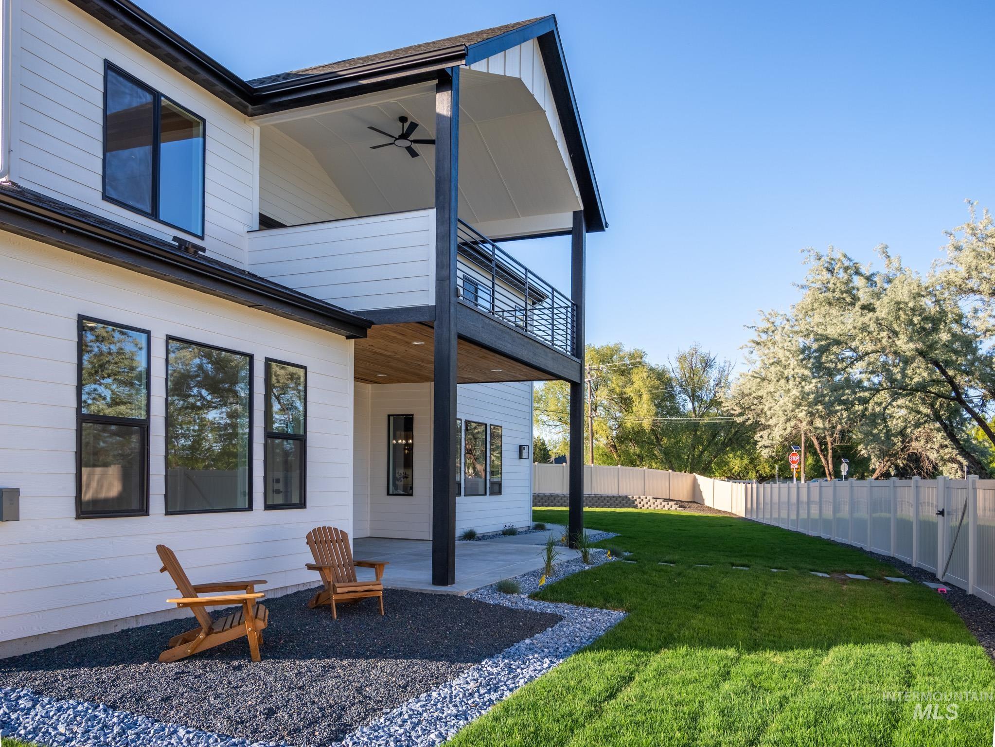 1590 N Watershed Ln, Star, Idaho 83669, 4 Bedrooms, 3 Bathrooms, Residential For Sale, Price $1,080,000, 98946771