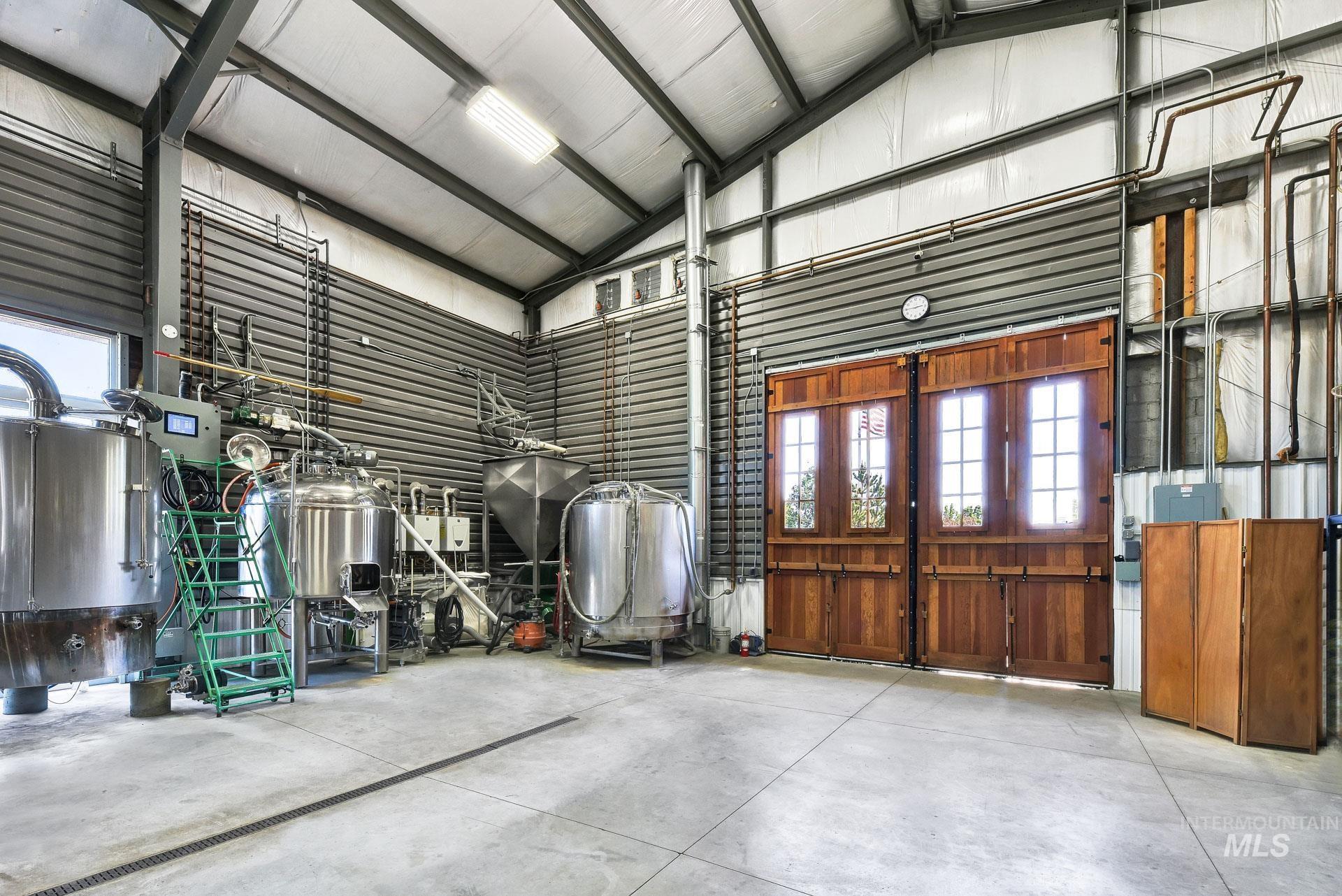 9719 W W Chinden Blvd, Boise, Idaho 83714, Business/Commercial For Sale, Price $2,425,000, 98946775