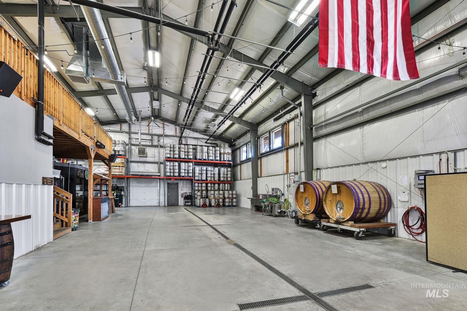 9719 W W Chinden Blvd, Boise, Idaho 83714, Business/Commercial For Sale, Price $2,425,000, 98946775