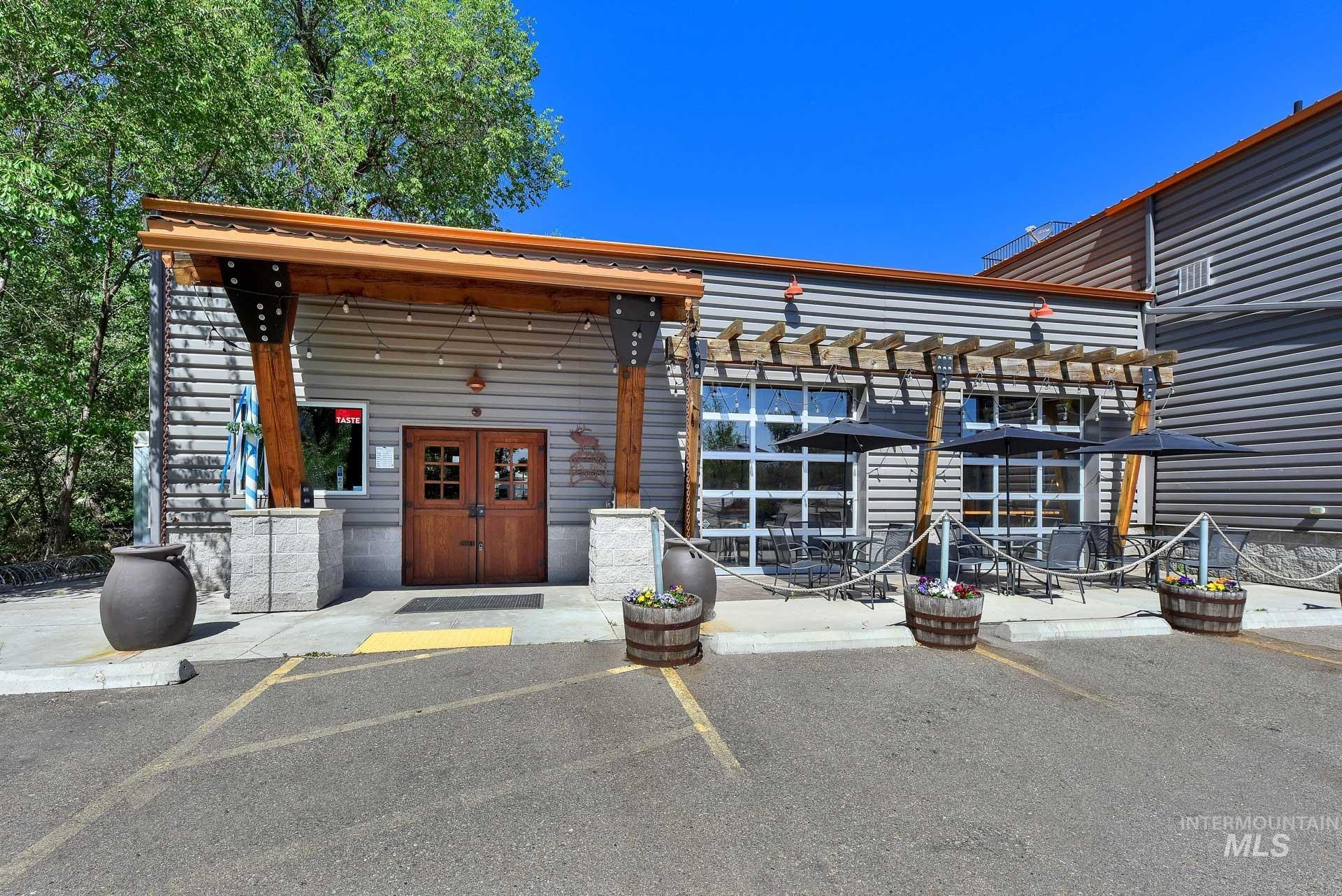 9719 W W Chinden Blvd, Boise, Idaho 83714, Business/Commercial For Sale, Price $2,425,000, 98946775