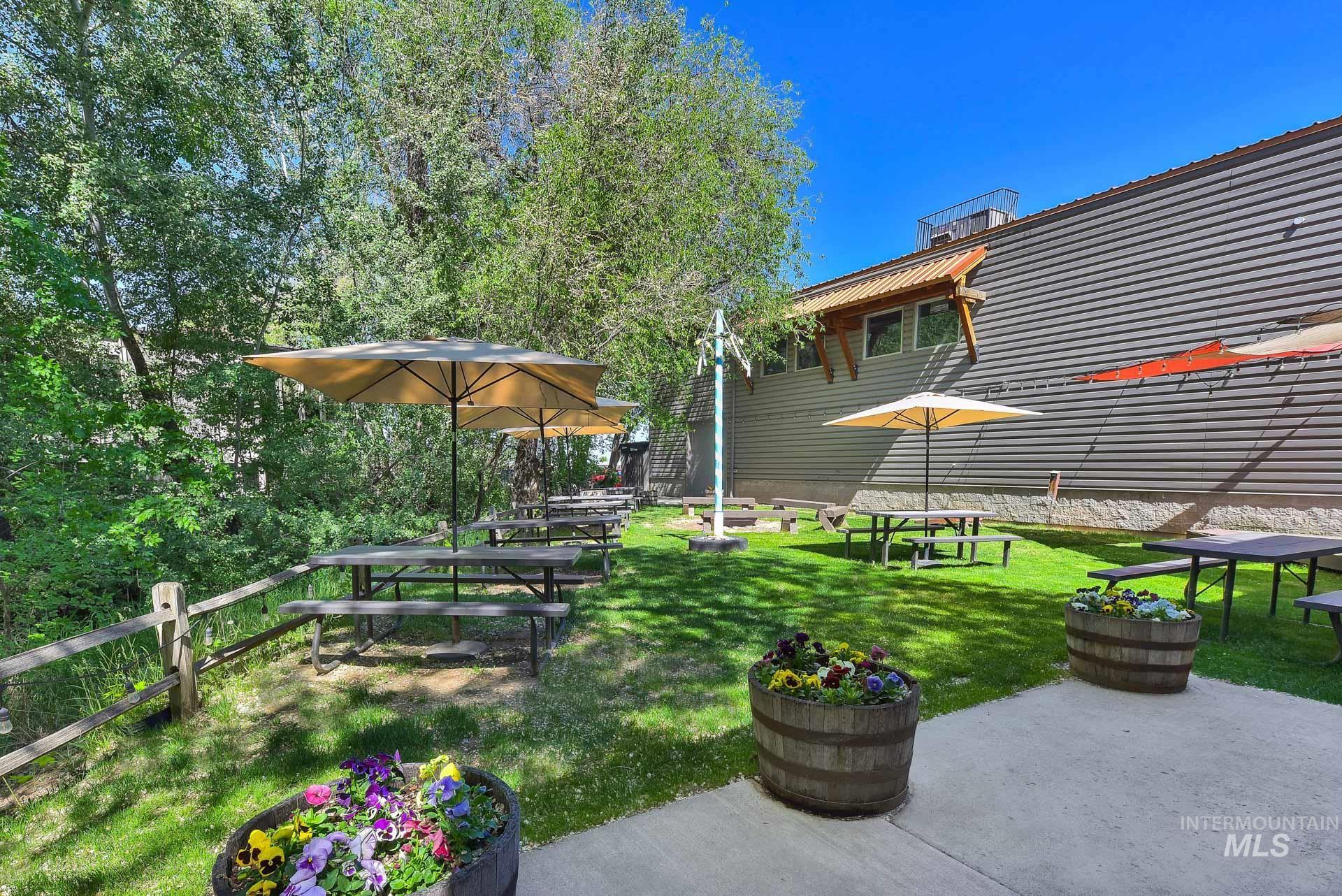 9719 W W Chinden Blvd, Boise, Idaho 83714, Business/Commercial For Sale, Price $2,425,000, 98946775