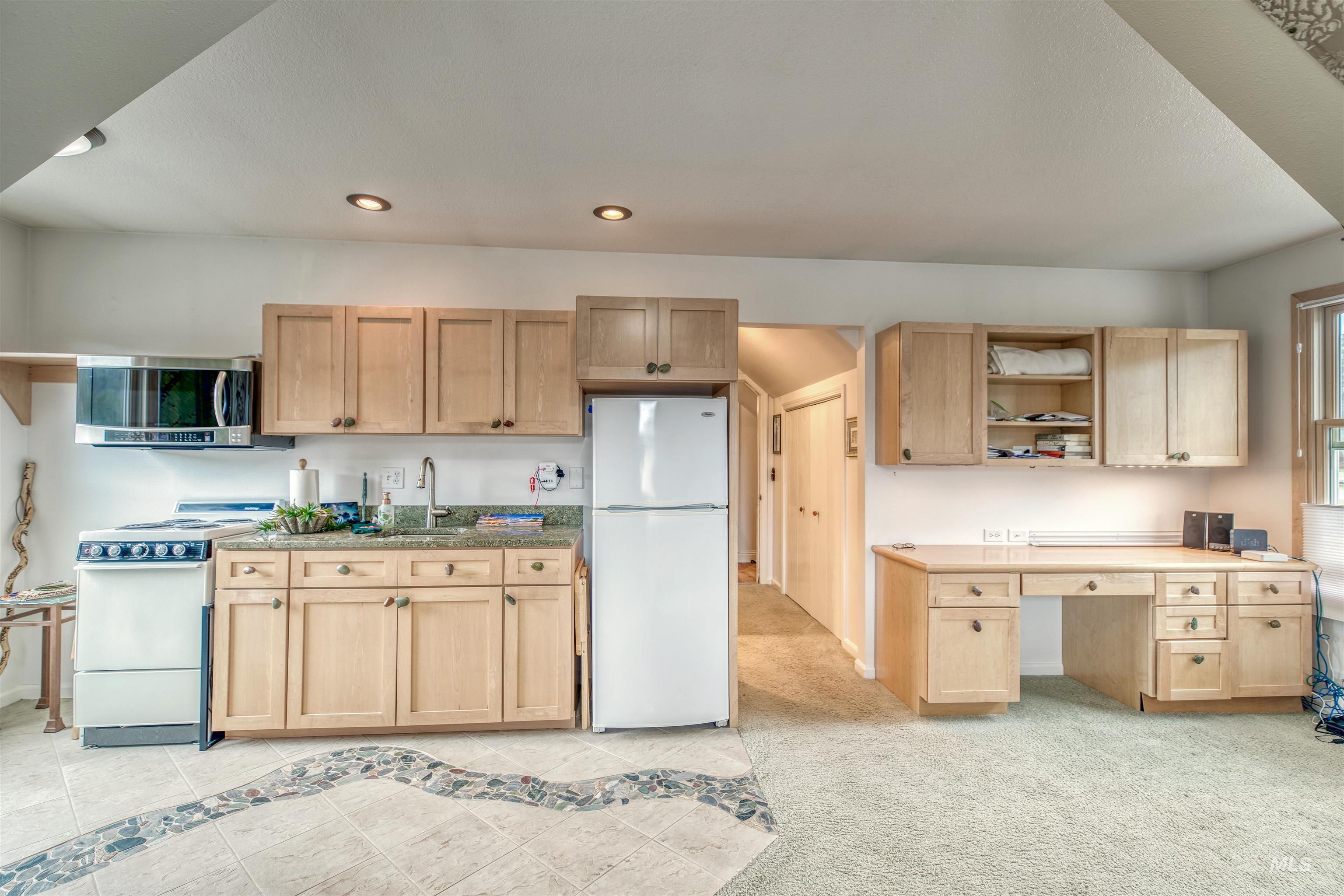 69 River Ranch, Garden Valley, Idaho 83622, 4 Bedrooms, 4 Rooms, Business/Commercial For Sale, Price $1,100,000, 98946785