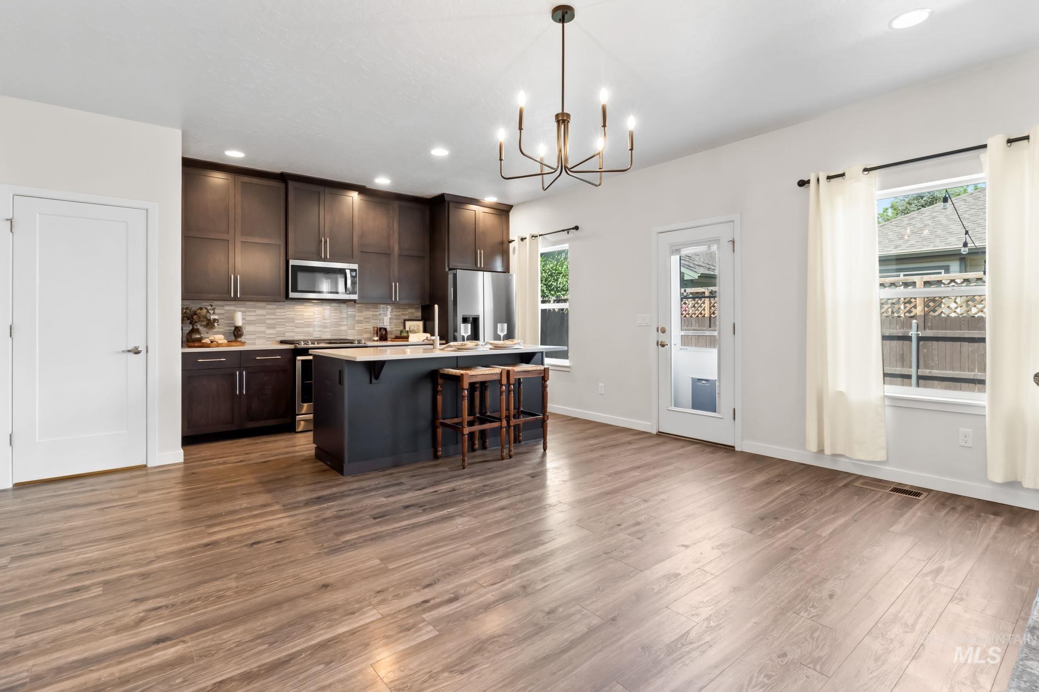 9632 W De Witt St, Boise, Idaho 83704, 3 Bedrooms, 3 Bathrooms, Residential For Sale, Price $495,000, 98946789