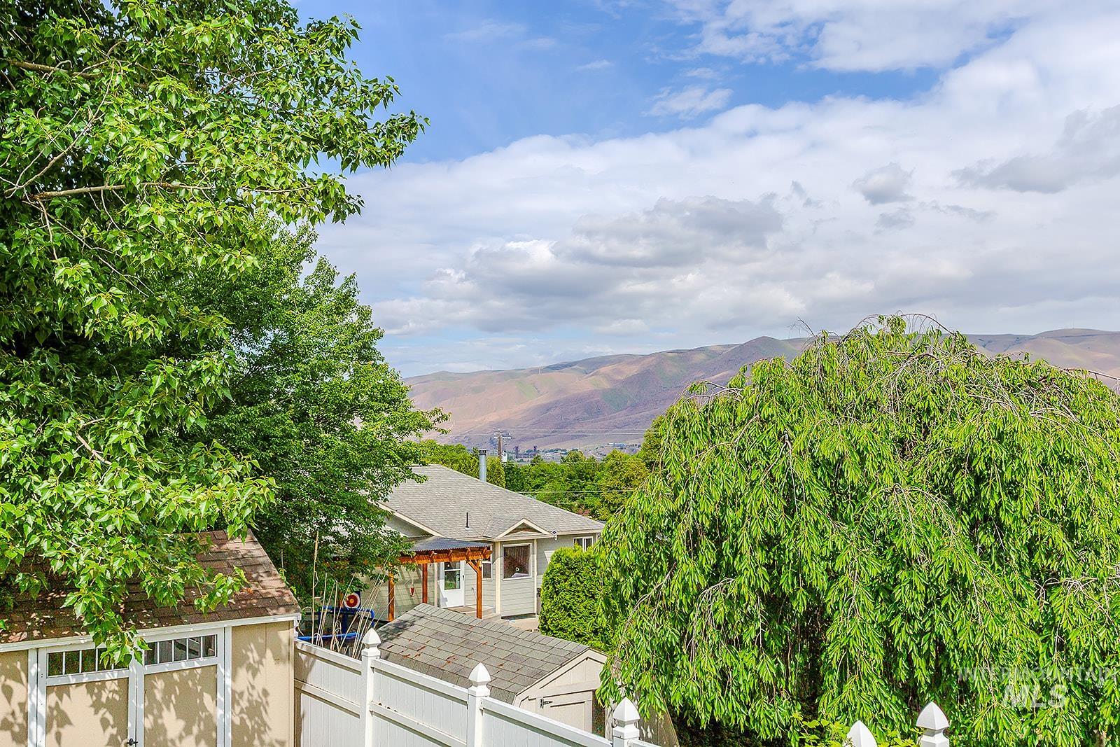 1128 30th Street, Lewiston, Idaho 83501, 4 Bedrooms, 3 Bathrooms, Residential For Sale, Price $494,000, 98946790