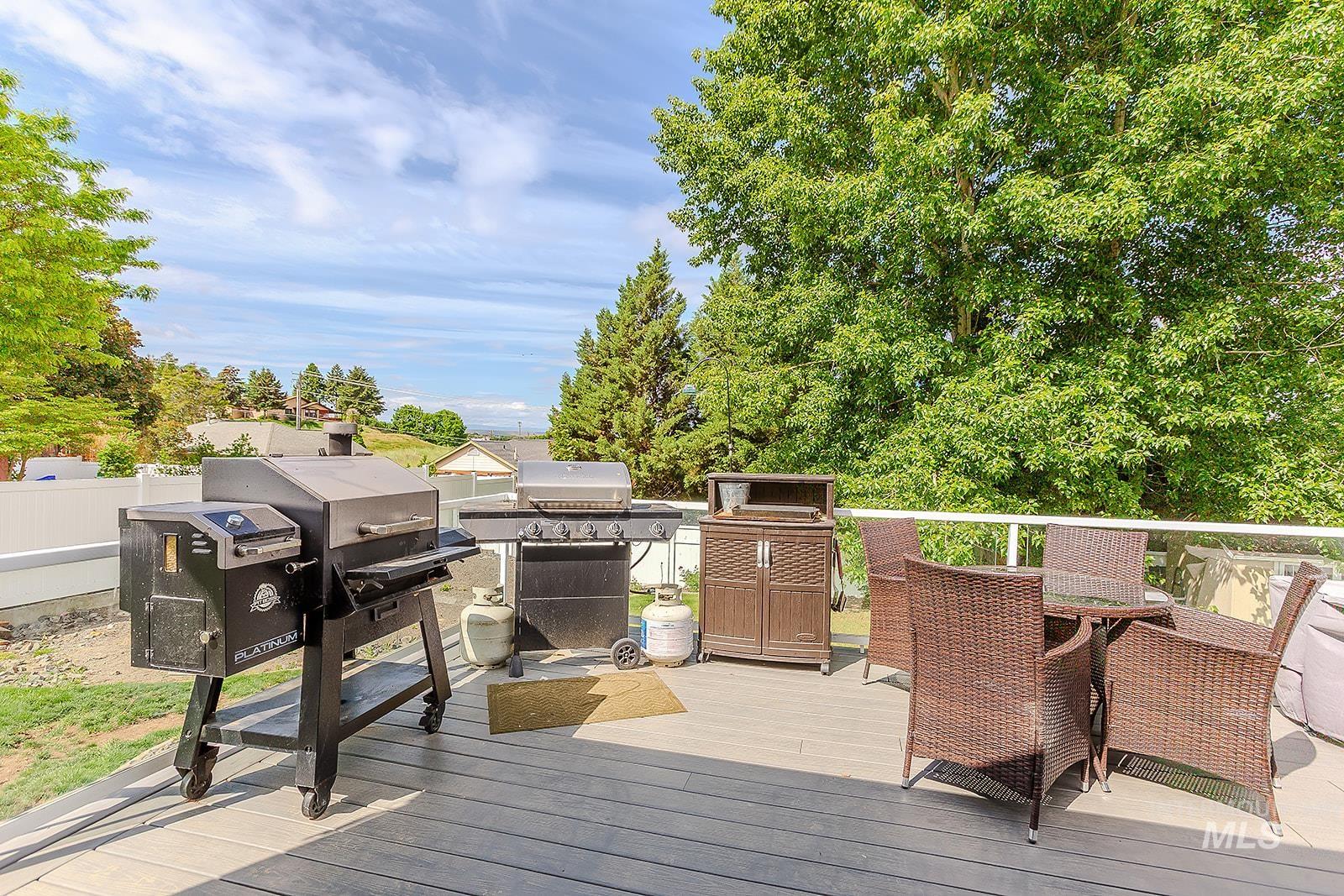 1128 30th Street, Lewiston, Idaho 83501, 4 Bedrooms, 3 Bathrooms, Residential For Sale, Price $494,000, 98946790