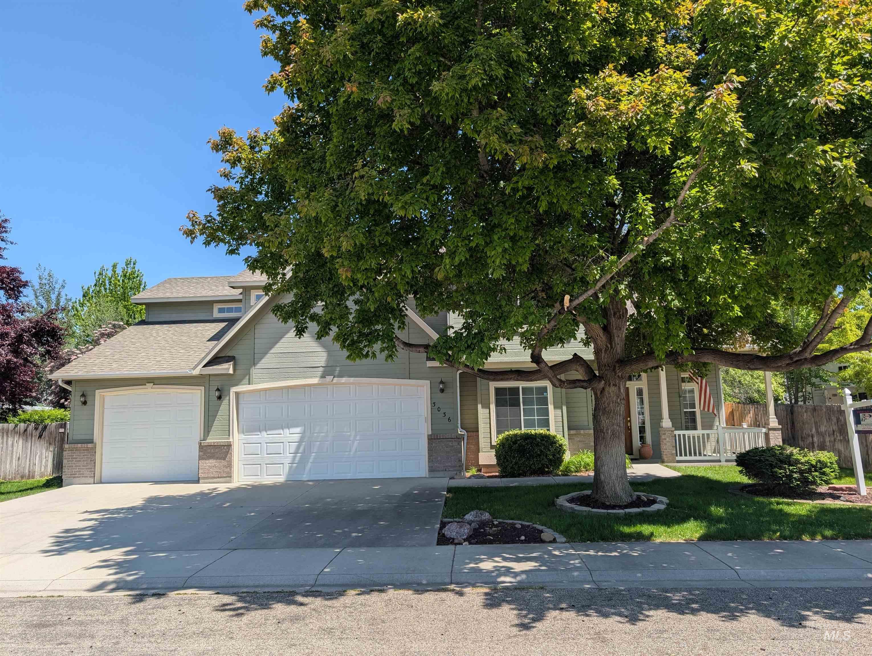 3036 S Grimes Creek, Meridian, Idaho 83642, 4 Bedrooms, 2.5 Bathrooms, Residential For Sale, Price $649,900, 98946805