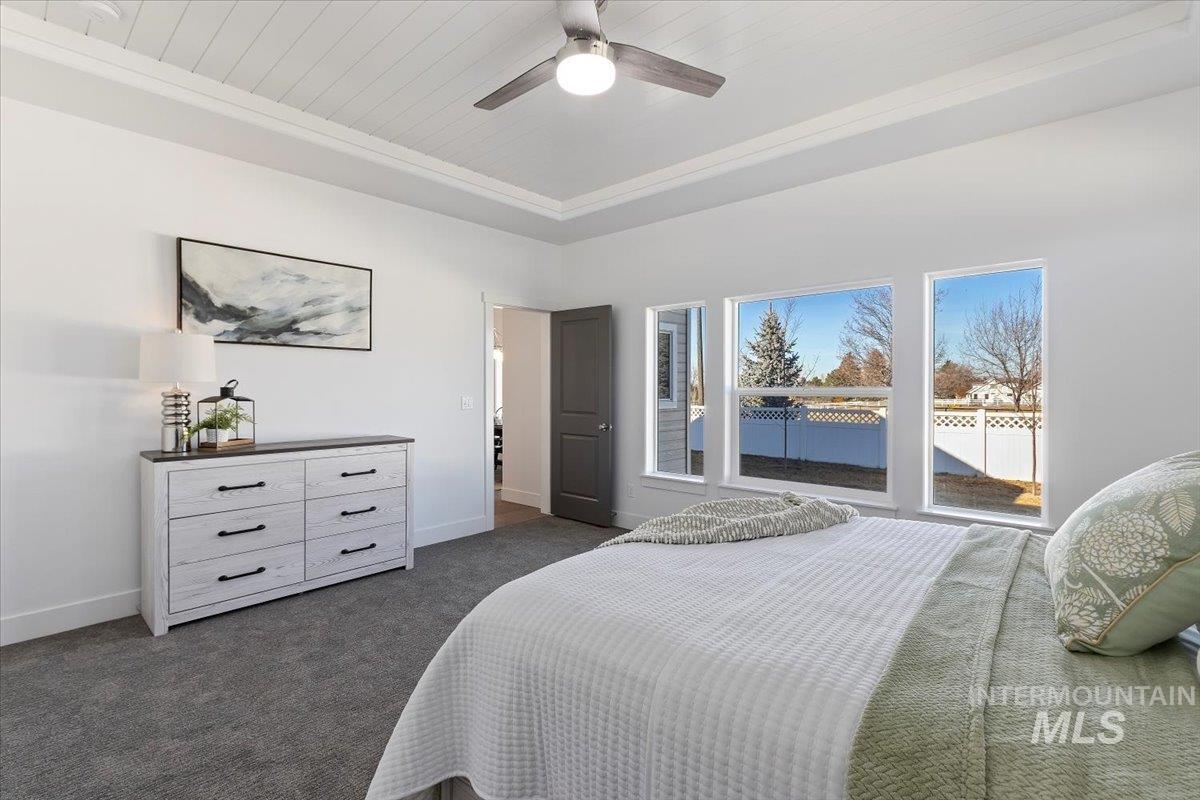 2895 Evening Sun Dr, Twin Falls, Idaho 83301-4891, 3 Bedrooms, 2.5 Bathrooms, Residential For Sale, Price $589,900, 98946810