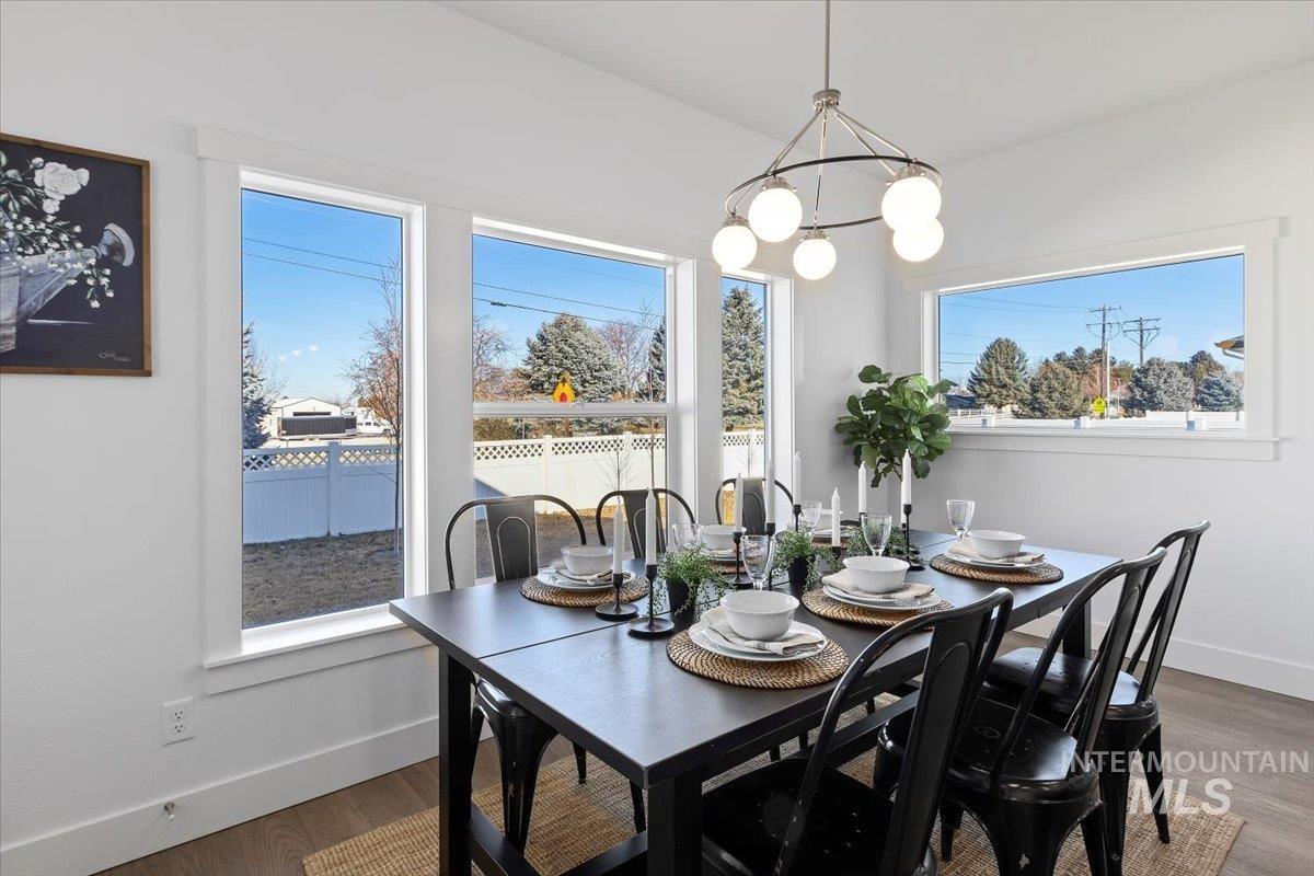 2895 Evening Sun Dr, Twin Falls, Idaho 83301-4891, 3 Bedrooms, 2.5 Bathrooms, Residential For Sale, Price $589,900, 98946810
