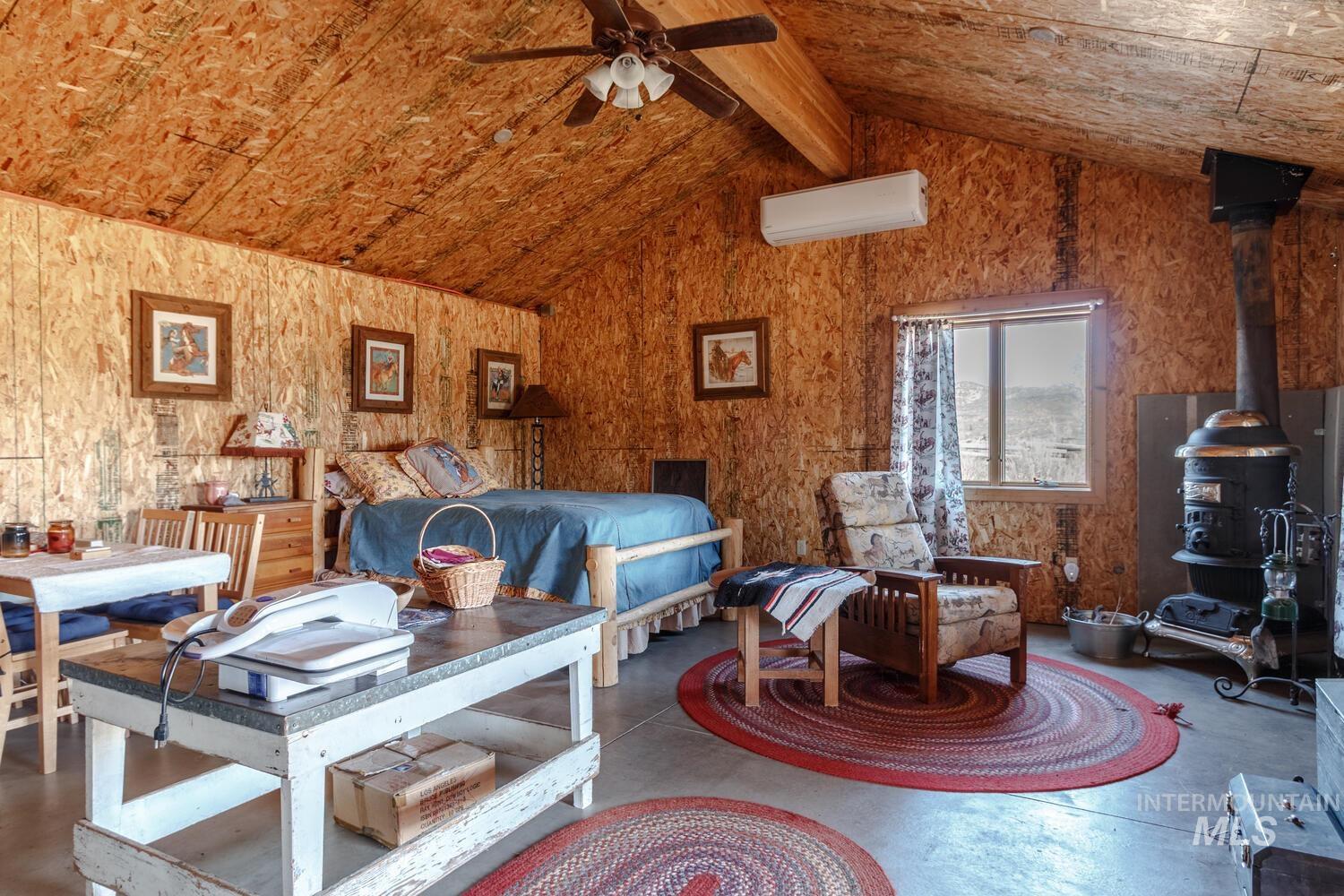 21800 Carringer, Mountain Home, Idaho 83647, 3 Bedrooms, 3 Bathrooms, Residential For Sale, Price $4,500,000, 98946812