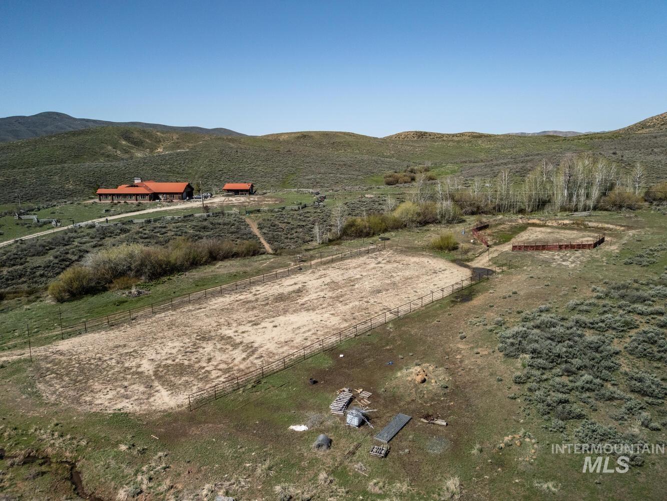 21800 Carringer, Mountain Home, Idaho 83647, 3 Bedrooms, 3 Bathrooms, Residential For Sale, Price $4,500,000, 98946812