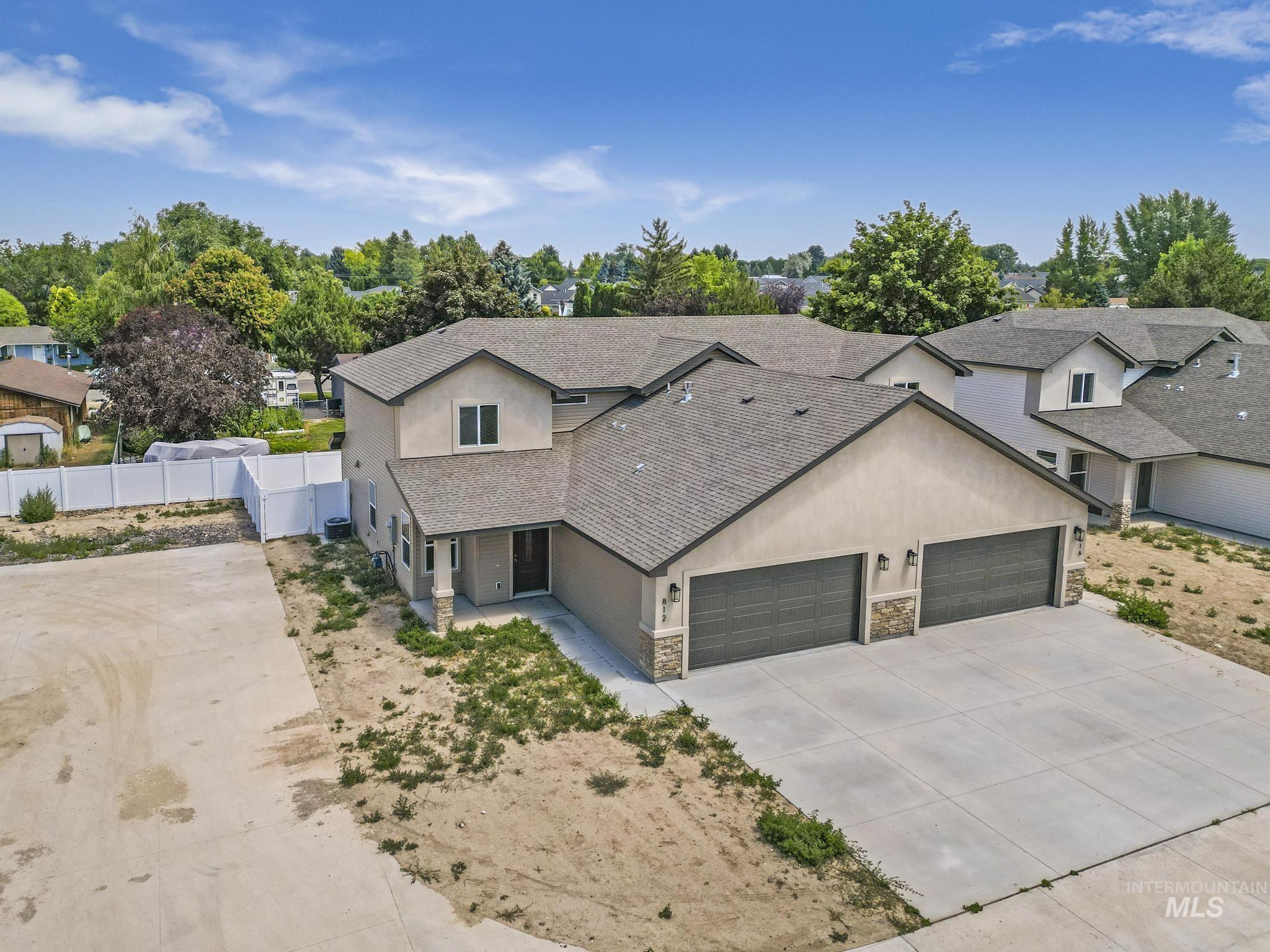 812, 816, 820, Jack Ave, Jerome, Idaho 83338, 4 Bedrooms, 2.5 Bathrooms, Residential Income For Sale, Price $2,376,000,MLS 98946817