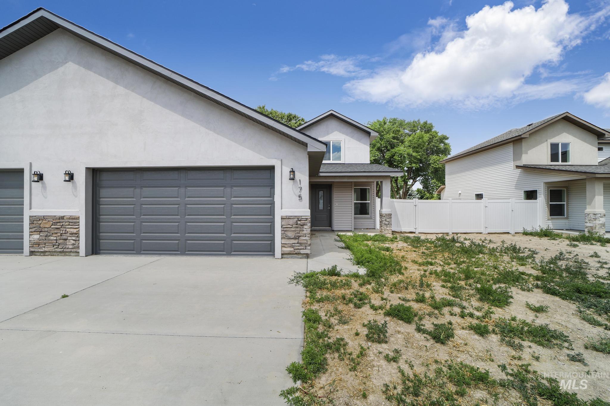 812, 816, 820, Jack Ave, Jerome, Idaho 83338, 4 Bedrooms, 2.5 Bathrooms, Residential Income For Sale, Price $2,376,000, 98946817