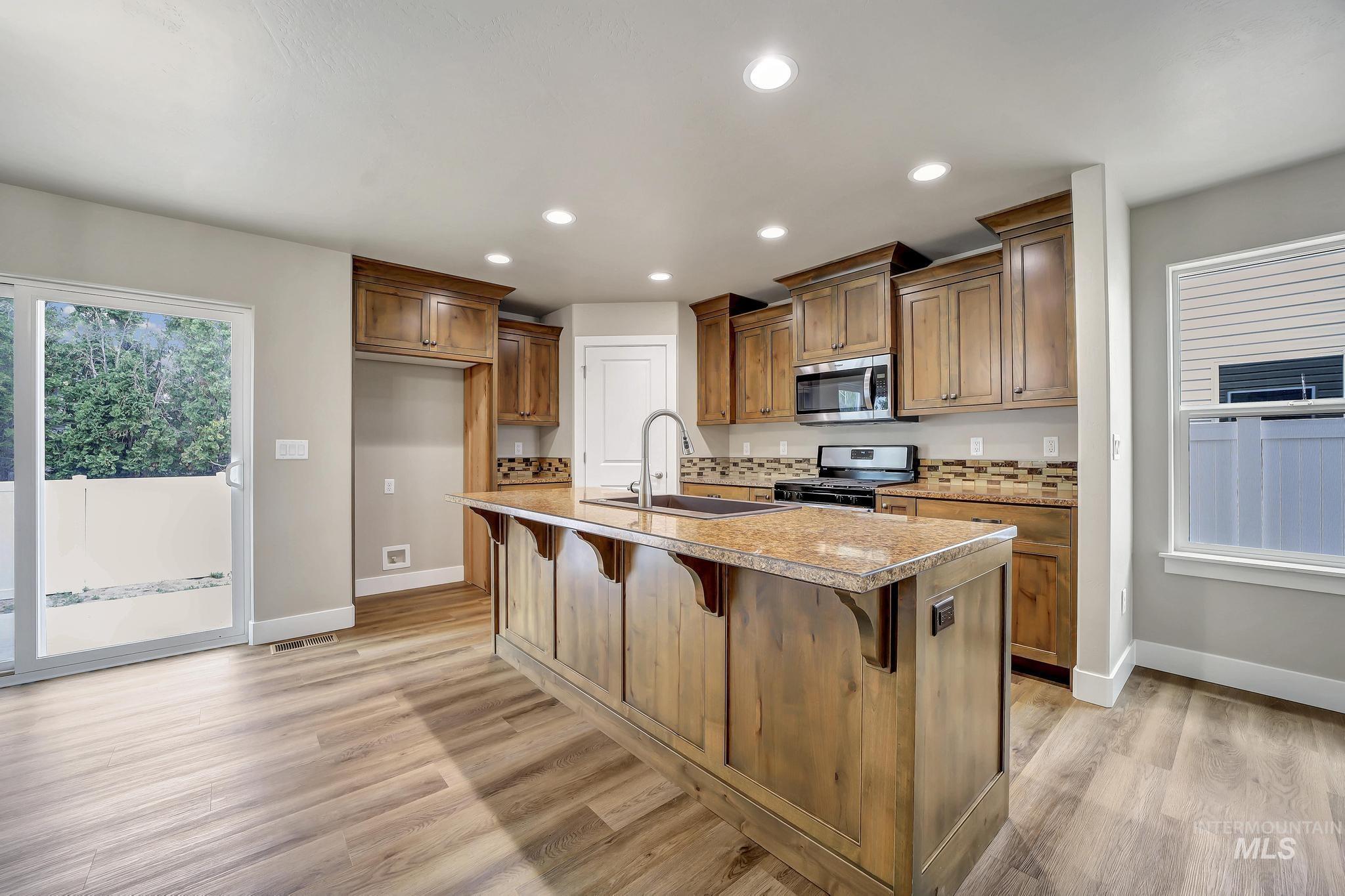 812, 816, 820, Jack Ave, Jerome, Idaho 83338, 4 Bedrooms, 2.5 Bathrooms, Residential Income For Sale, Price $2,376,000, 98946817
