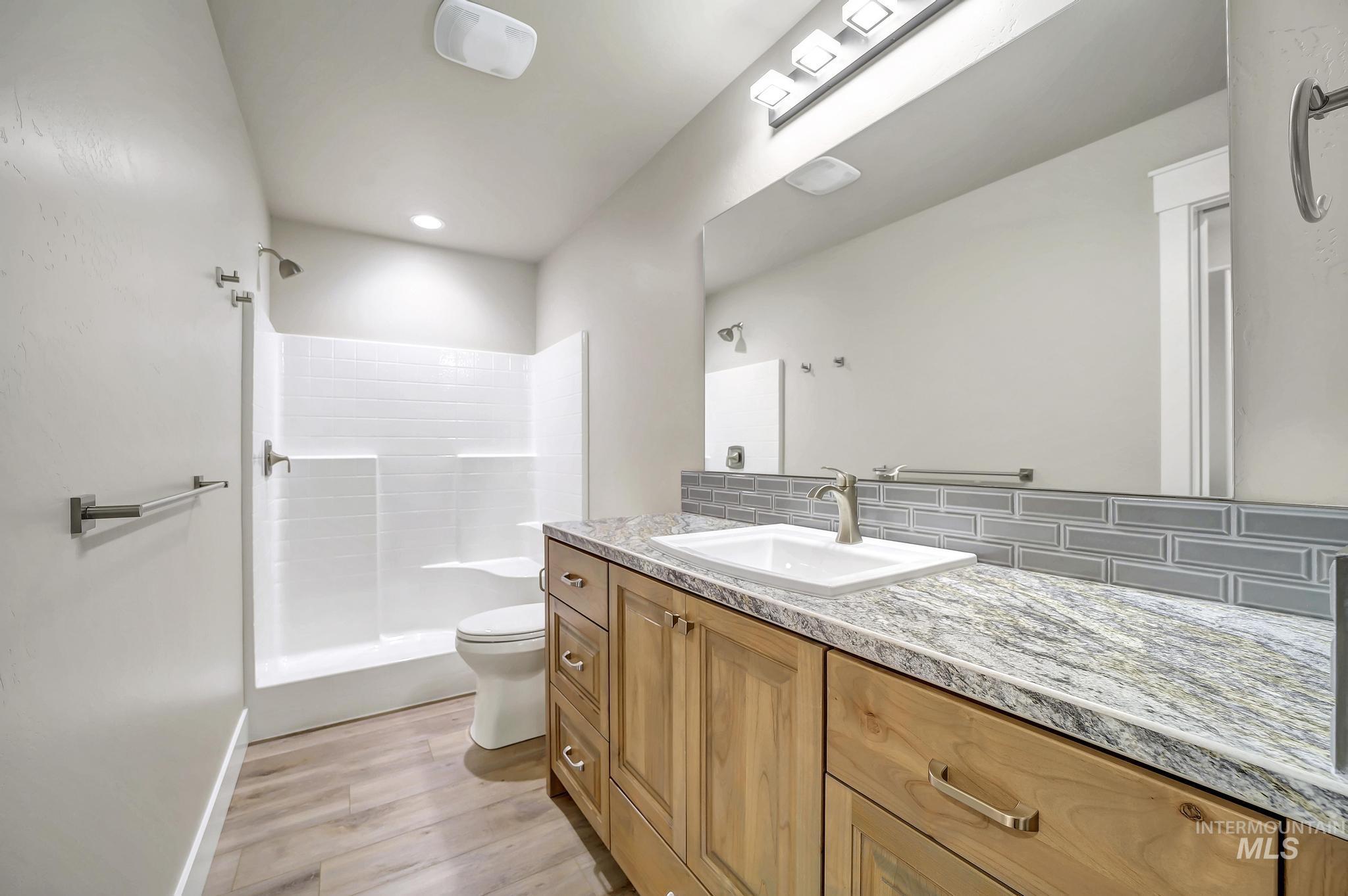 812, 816, 820, Jack Ave, Jerome, Idaho 83338, 4 Bedrooms, 2.5 Bathrooms, Residential Income For Sale, Price $2,376,000, 98946817