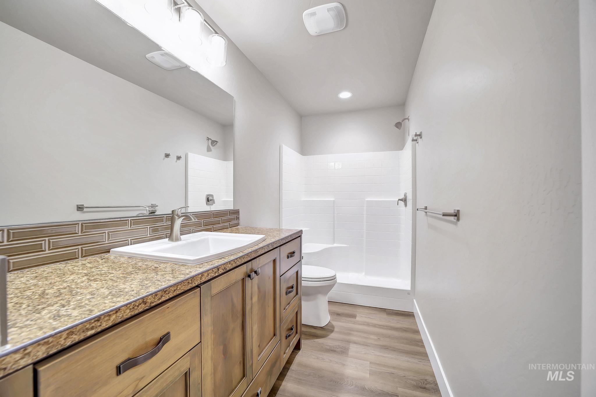812, 816, 820, Jack Ave, Jerome, Idaho 83338, 4 Bedrooms, 2.5 Bathrooms, Residential Income For Sale, Price $2,376,000, 98946817