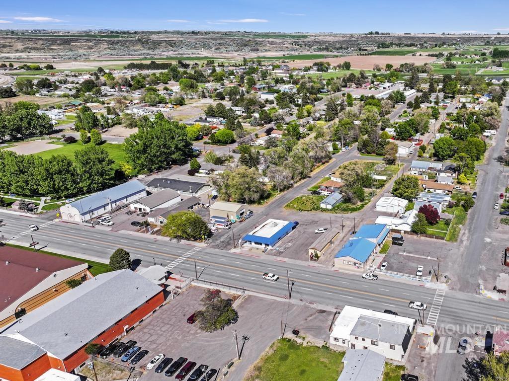 111 Main, Hagerman, Idaho 83332, 2 Bedrooms, 1 Bathroom, Residential Income For Sale, Price $549,900, 98946822
