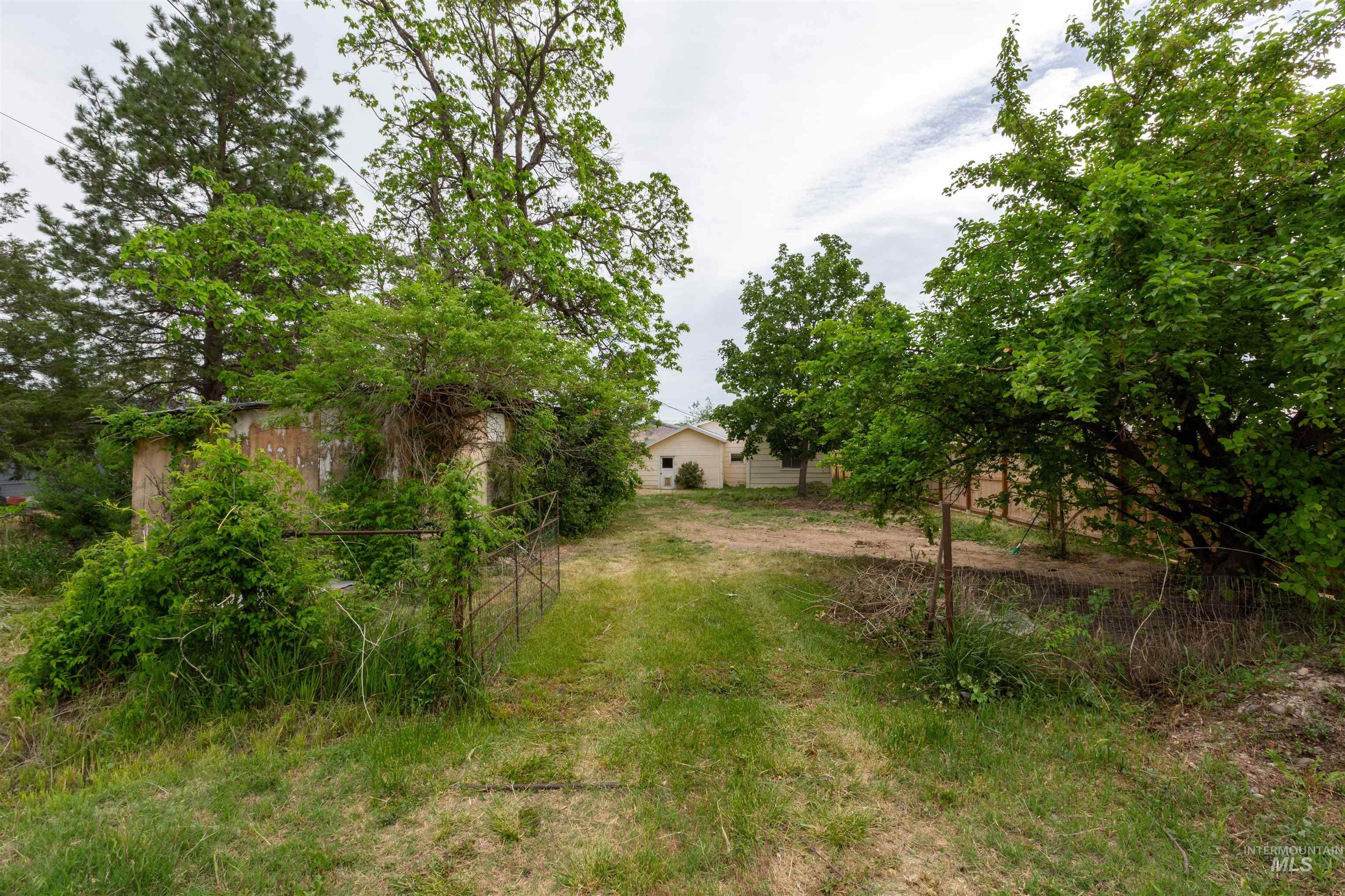 311 Patton St, Marsing, Idaho 83639-5107, 2 Bedrooms, 1 Bathroom, Residential For Sale, Price $235,000, 98946824