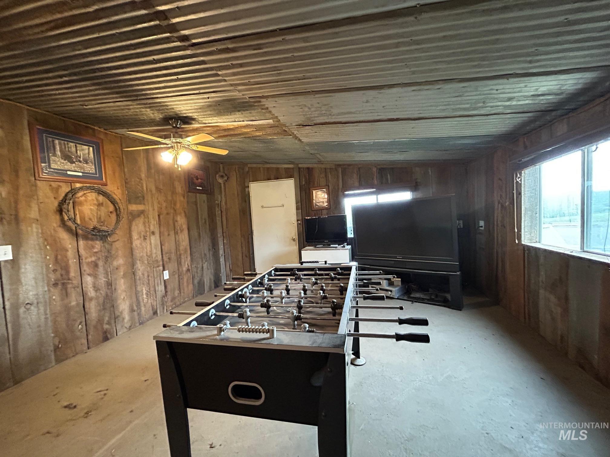 1585 Woodside Road, Winchester, Idaho 83555, 2 Bedrooms, 1 Bathroom, Residential For Sale, Price $525,000, 98946875