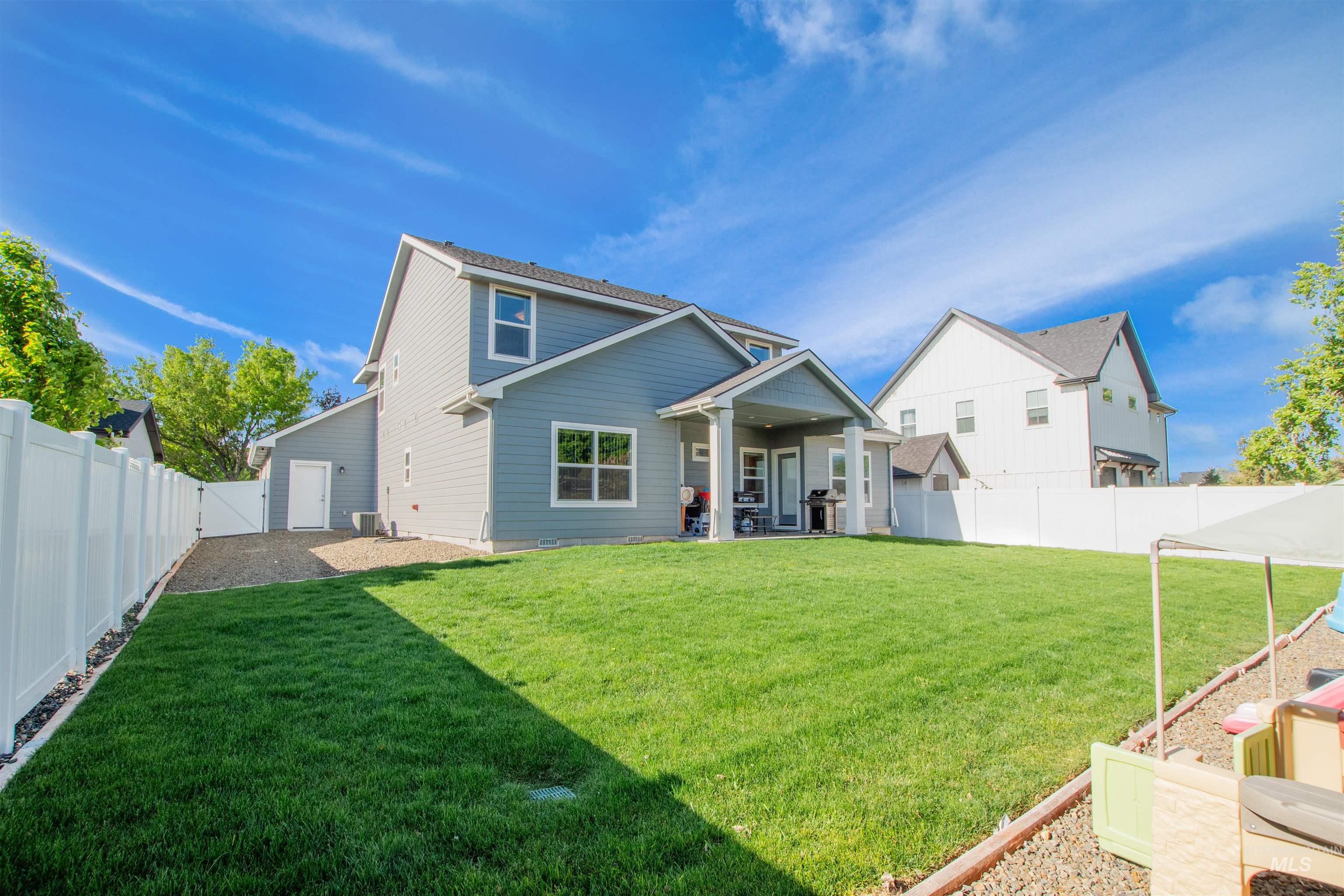 3908 E Park Ridge Dr, Nampa, Idaho 83687, 5 Bedrooms, 2.5 Bathrooms, Residential For Sale, Price $570,000, 98946878