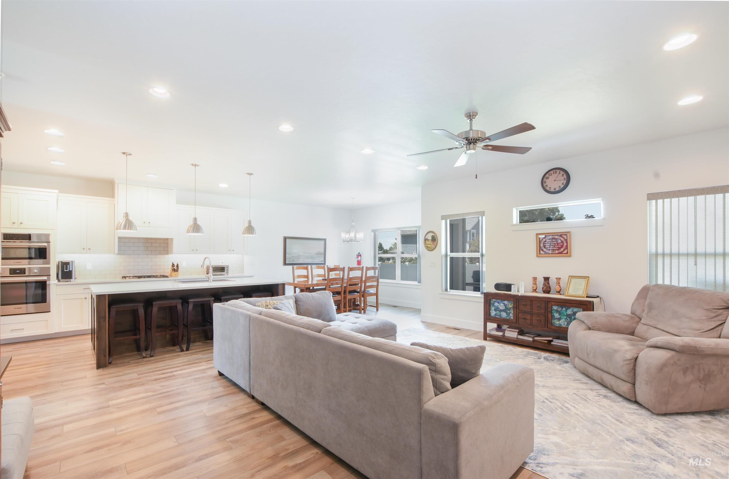 3908 E Park Ridge Dr, Nampa, Idaho 83687, 5 Bedrooms, 2.5 Bathrooms, Residential For Sale, Price $570,000, 98946878