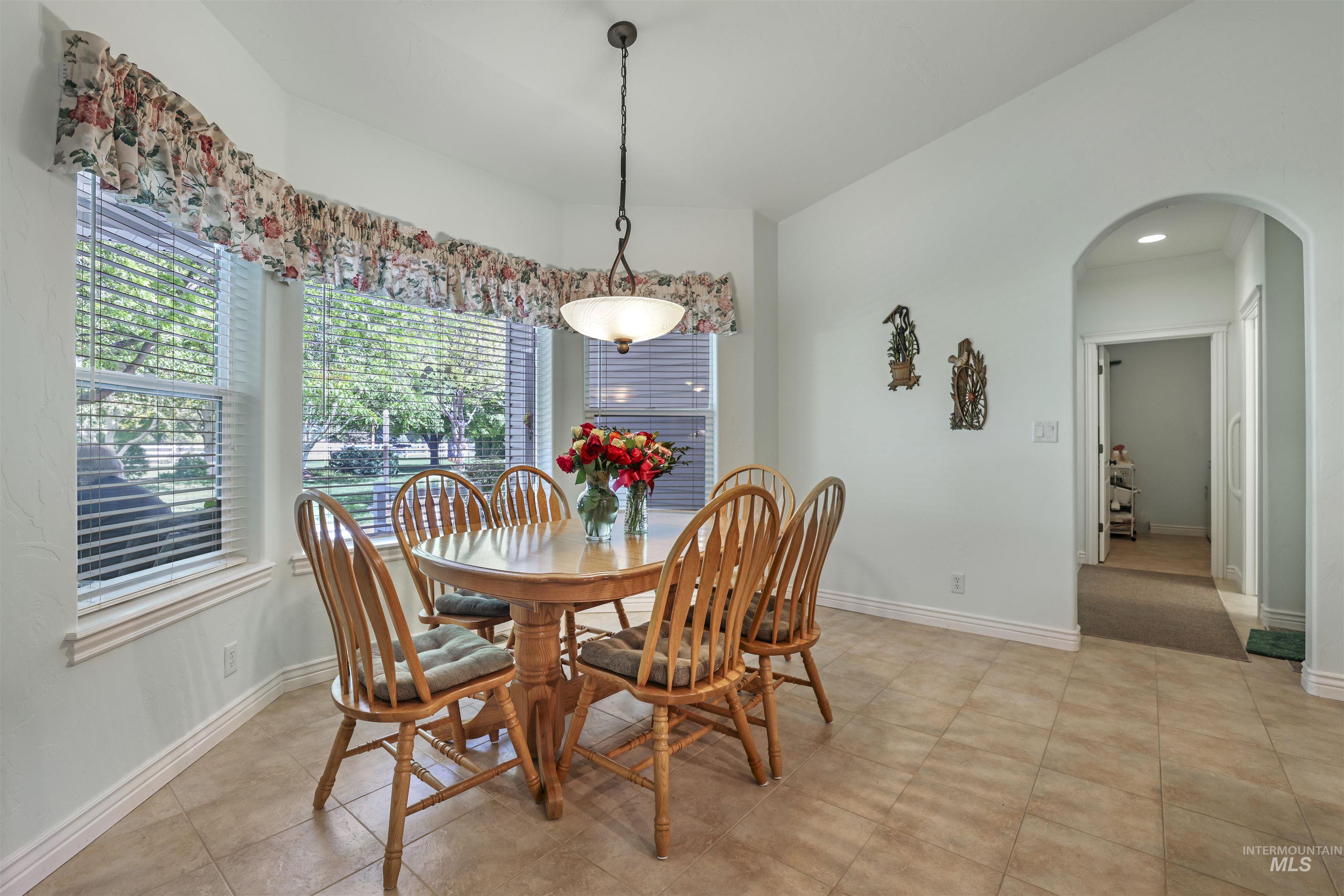 3512 E 3980 N, Kimberly, Idaho 83341, 4 Bedrooms, 2.5 Bathrooms, Residential For Sale, Price $774,900, 98946886
