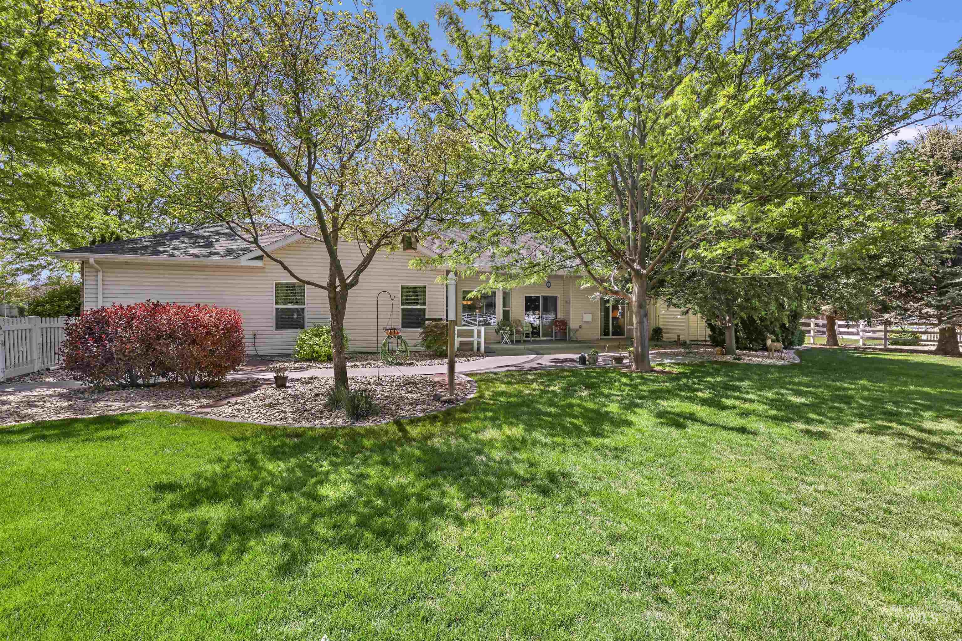 3512 E 3980 N, Kimberly, Idaho 83341, 4 Bedrooms, 2.5 Bathrooms, Residential For Sale, Price $774,900, 98946886