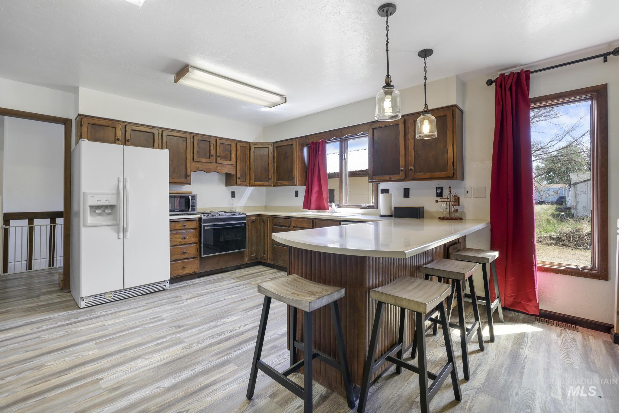 204 E Kootenai Ave, Richfield, Idaho 83349, 3 Bedrooms, 2 Bathrooms, Residential For Sale, Price $355,000, 98946893
