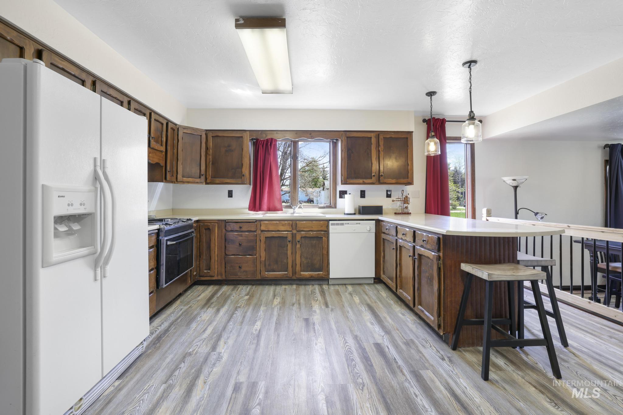 204 E Kootenai Ave, Richfield, Idaho 83349, 3 Bedrooms, 2 Bathrooms, Residential For Sale, Price $355,000, 98946893