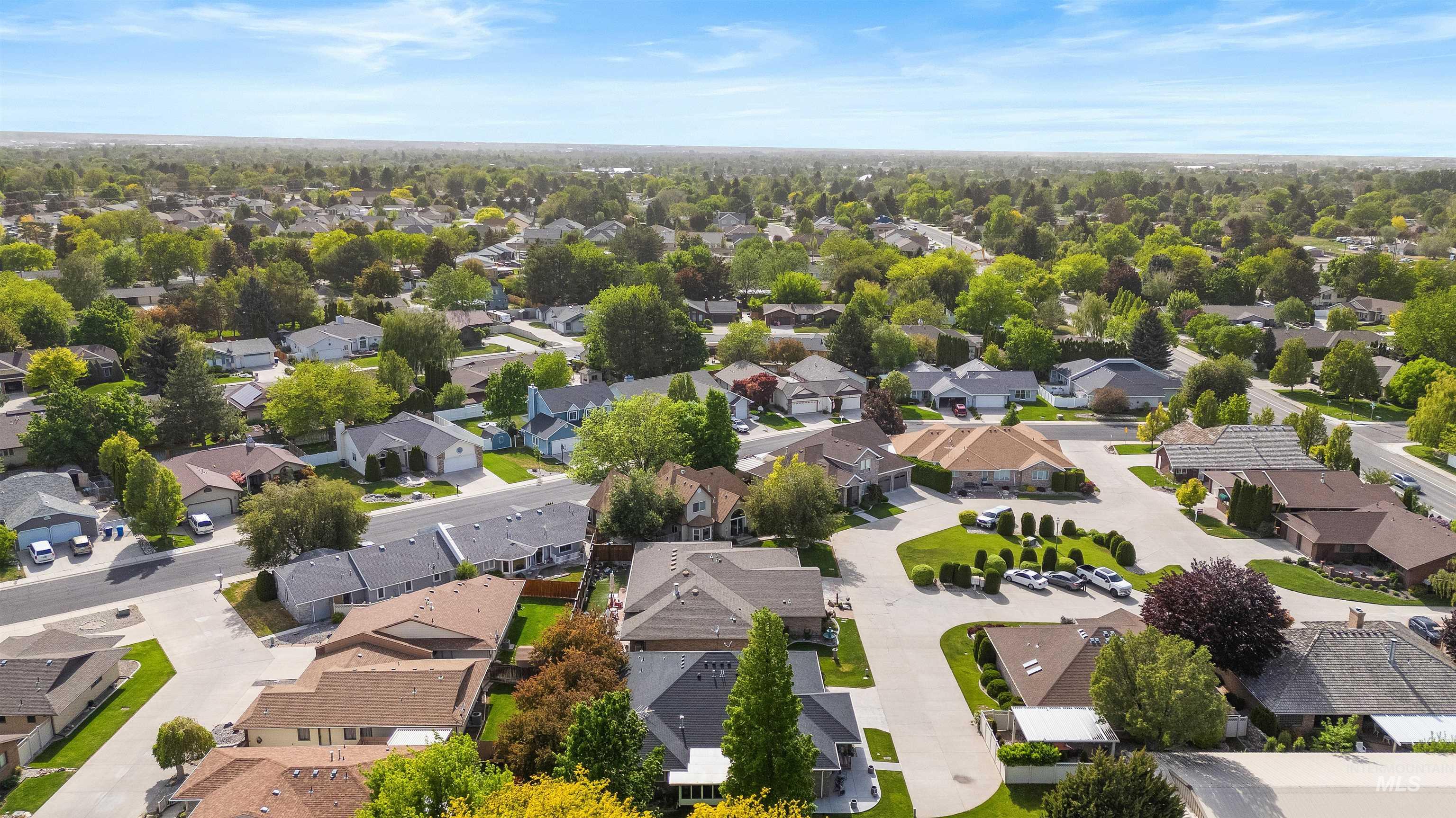 2380 Twin Oaks Park, Twin Falls, Idaho 83301, 3 Bedrooms, 3.5 Bathrooms, Residential For Sale, Price $619,900, 98946909