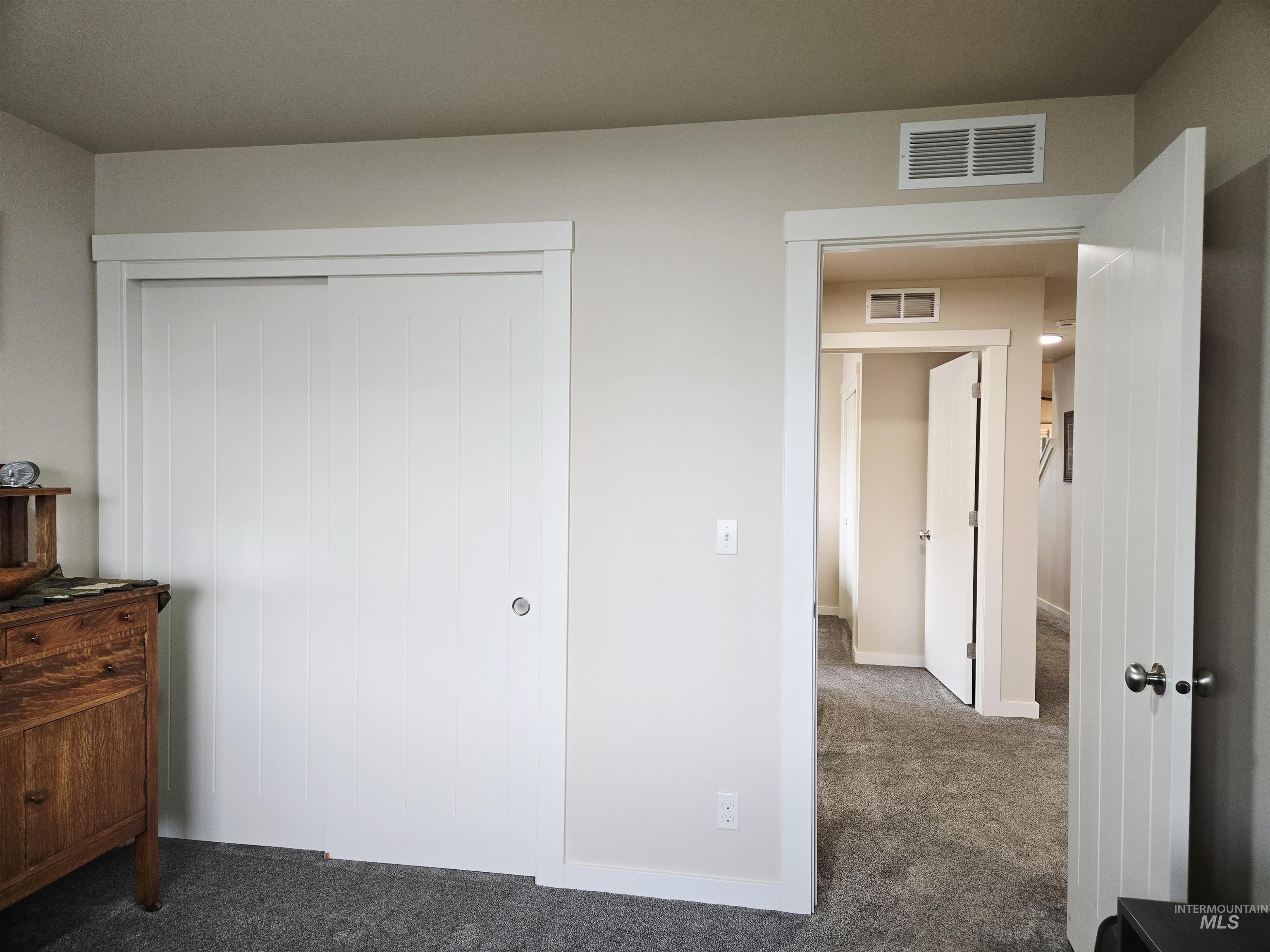 2716 Dogwood Ave, Fruitland, Idaho 83619, 3 Bedrooms, 2 Bathrooms, Residential For Sale, Price $545,000, 98946918