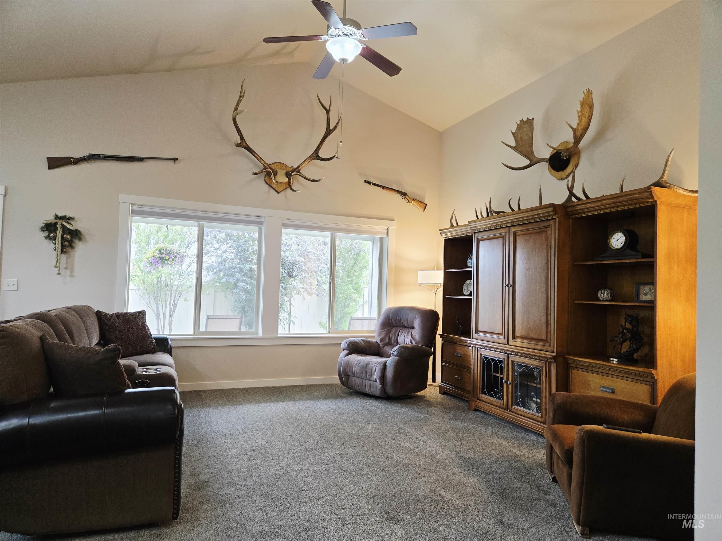 2716 Dogwood Ave, Fruitland, Idaho 83619, 3 Bedrooms, 2 Bathrooms, Residential For Sale, Price $545,000, 98946918