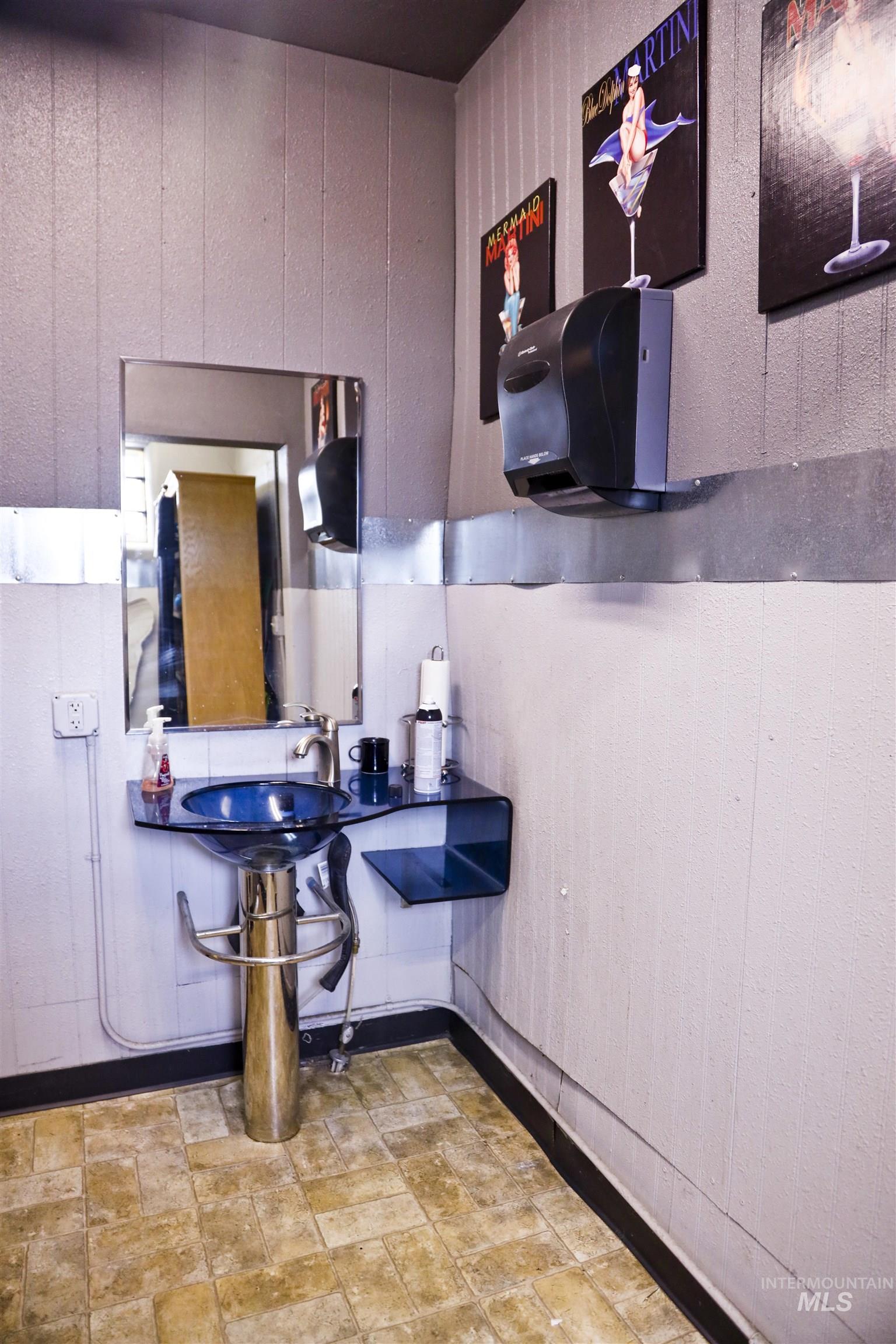 1116 GARRITY BLVD, Nampa, Idaho 83687, Business/Commercial For Sale, Price $749,900, 98946924