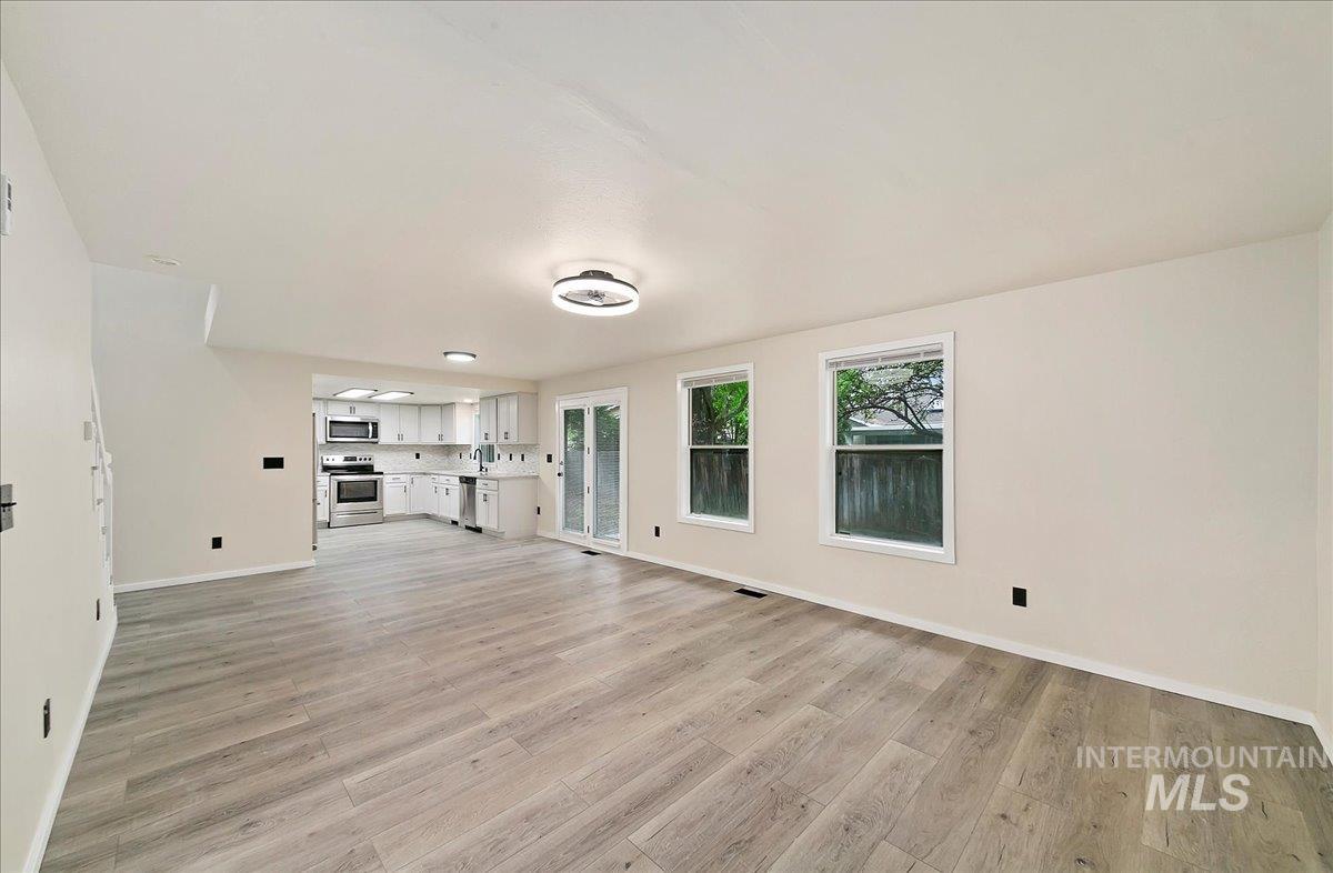 5079 N Hertford Way, Boise, Idaho 83714, 3 Bedrooms, 2.5 Bathrooms, Residential For Sale, Price $429,000, 98946925
