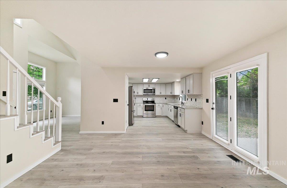 5079 N Hertford Way, Boise, Idaho 83714, 3 Bedrooms, 2.5 Bathrooms, Residential For Sale, Price $429,000, 98946925
