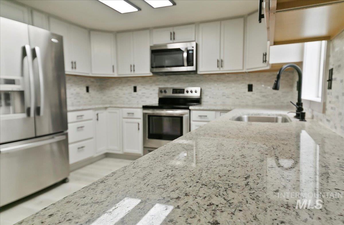 5079 N Hertford Way, Boise, Idaho 83714, 3 Bedrooms, 2.5 Bathrooms, Residential For Sale, Price $429,000, 98946925
