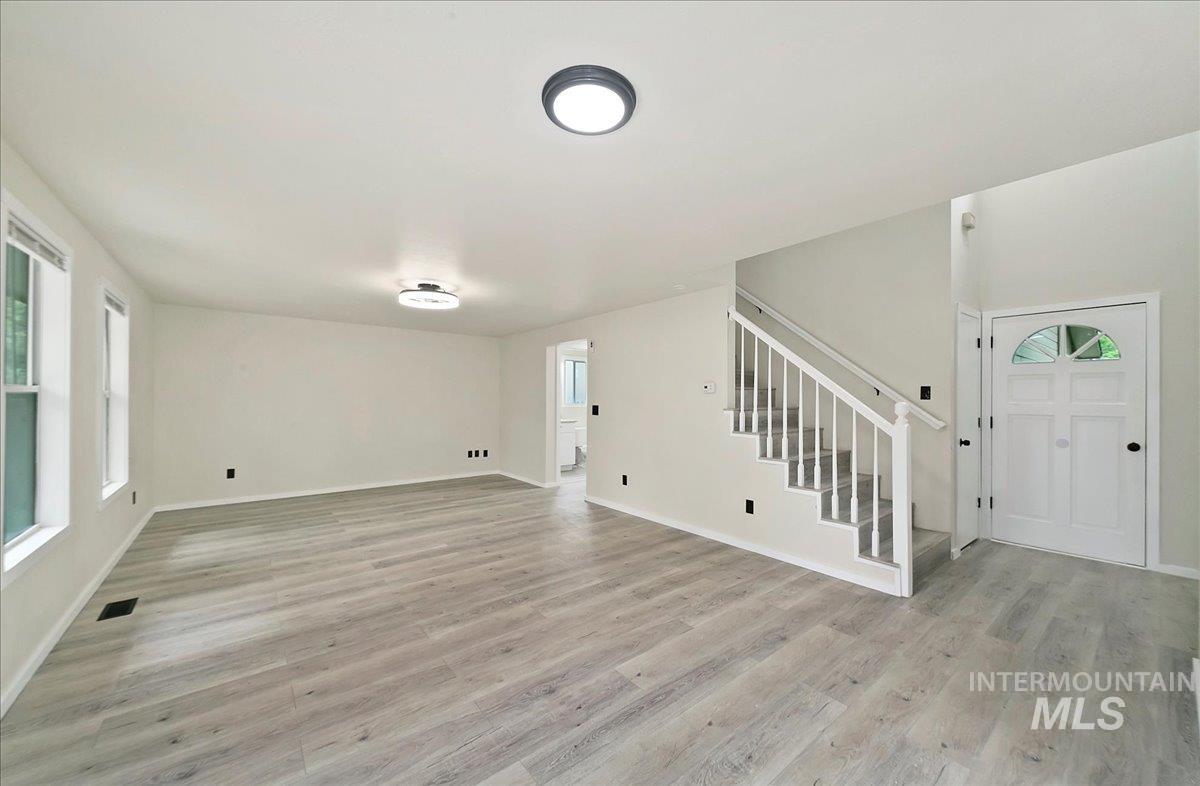 5079 N Hertford Way, Boise, Idaho 83714, 3 Bedrooms, 2.5 Bathrooms, Residential For Sale, Price $429,000, 98946925