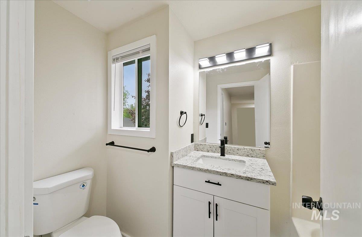5079 N Hertford Way, Boise, Idaho 83714, 3 Bedrooms, 2.5 Bathrooms, Residential For Sale, Price $429,000, 98946925