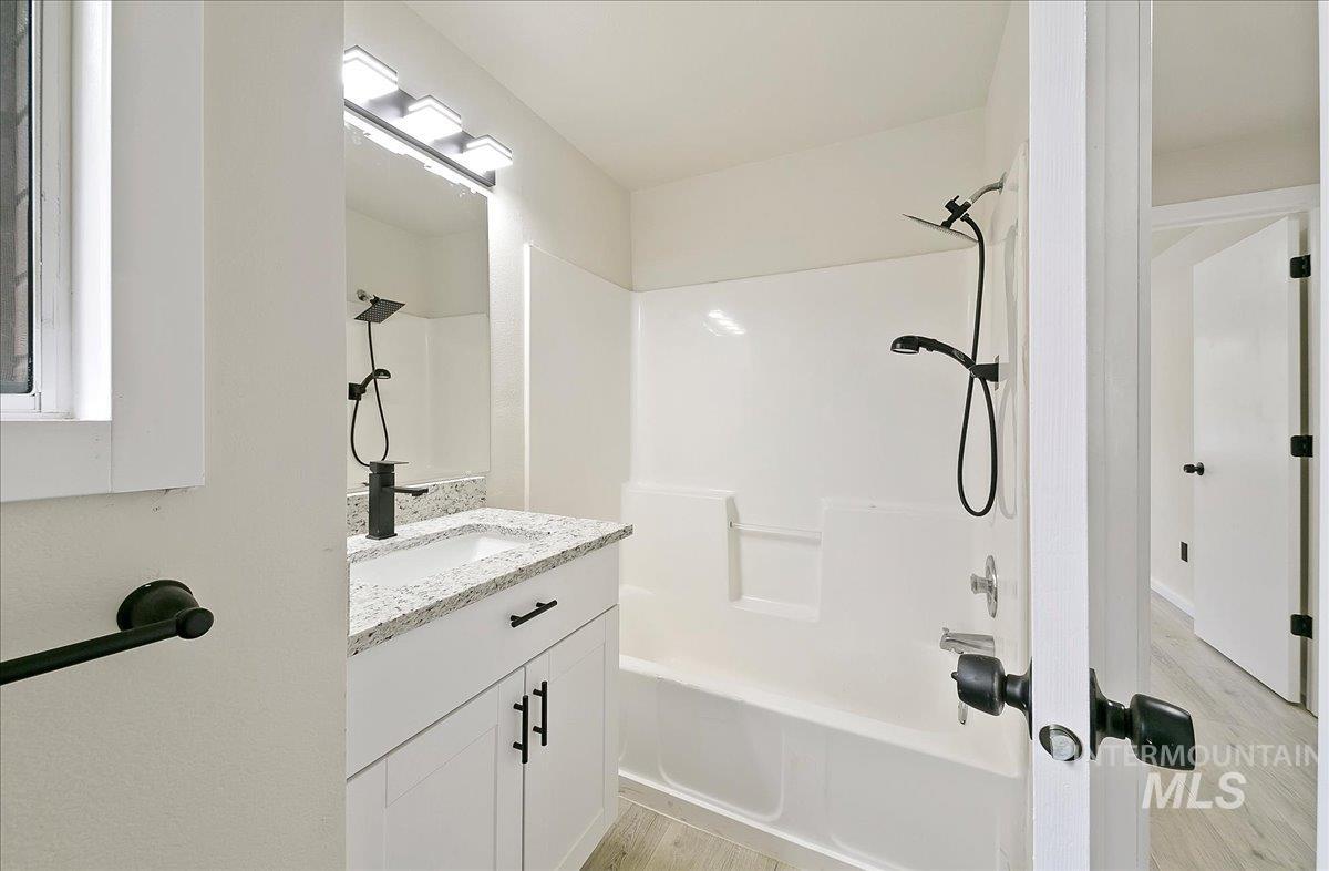 5079 N Hertford Way, Boise, Idaho 83714, 3 Bedrooms, 2.5 Bathrooms, Residential For Sale, Price $429,000, 98946925