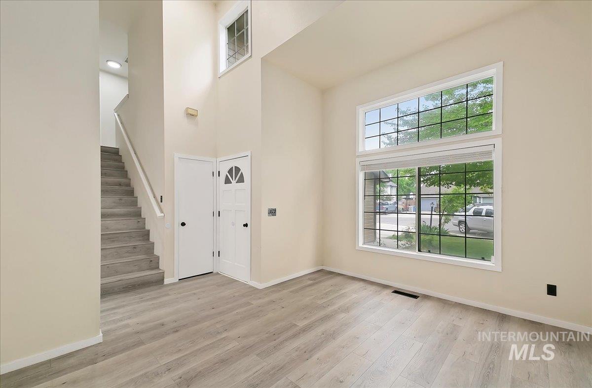 5079 N Hertford Way, Boise, Idaho 83714, 3 Bedrooms, 2.5 Bathrooms, Residential For Sale, Price $429,000, 98946925