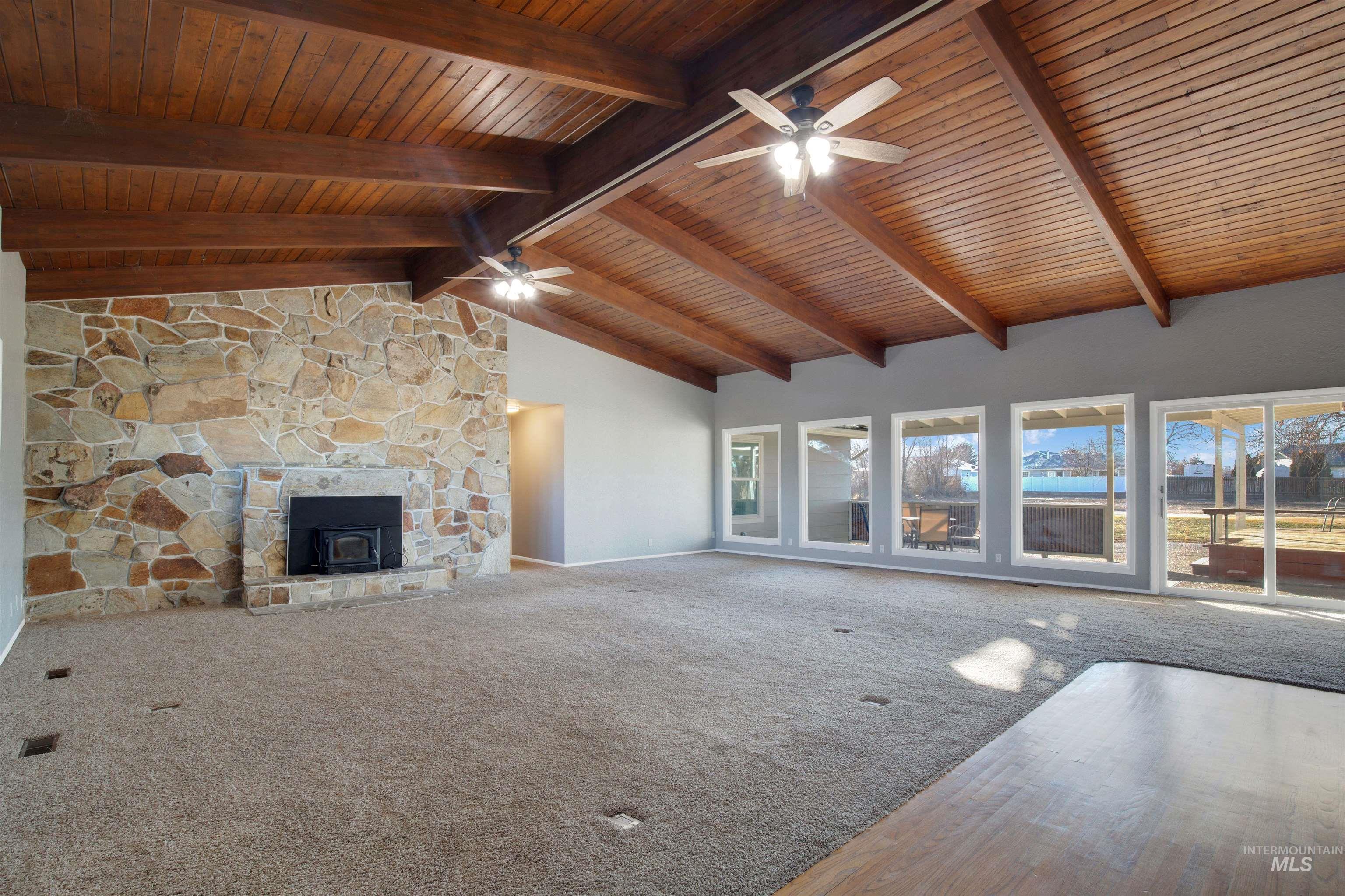 2420 Elizabeth Blvd, Twin Falls, Idaho 83301, 2 Bedrooms, 3 Bathrooms, Residential Income For Sale, Price $649,900, 98946934