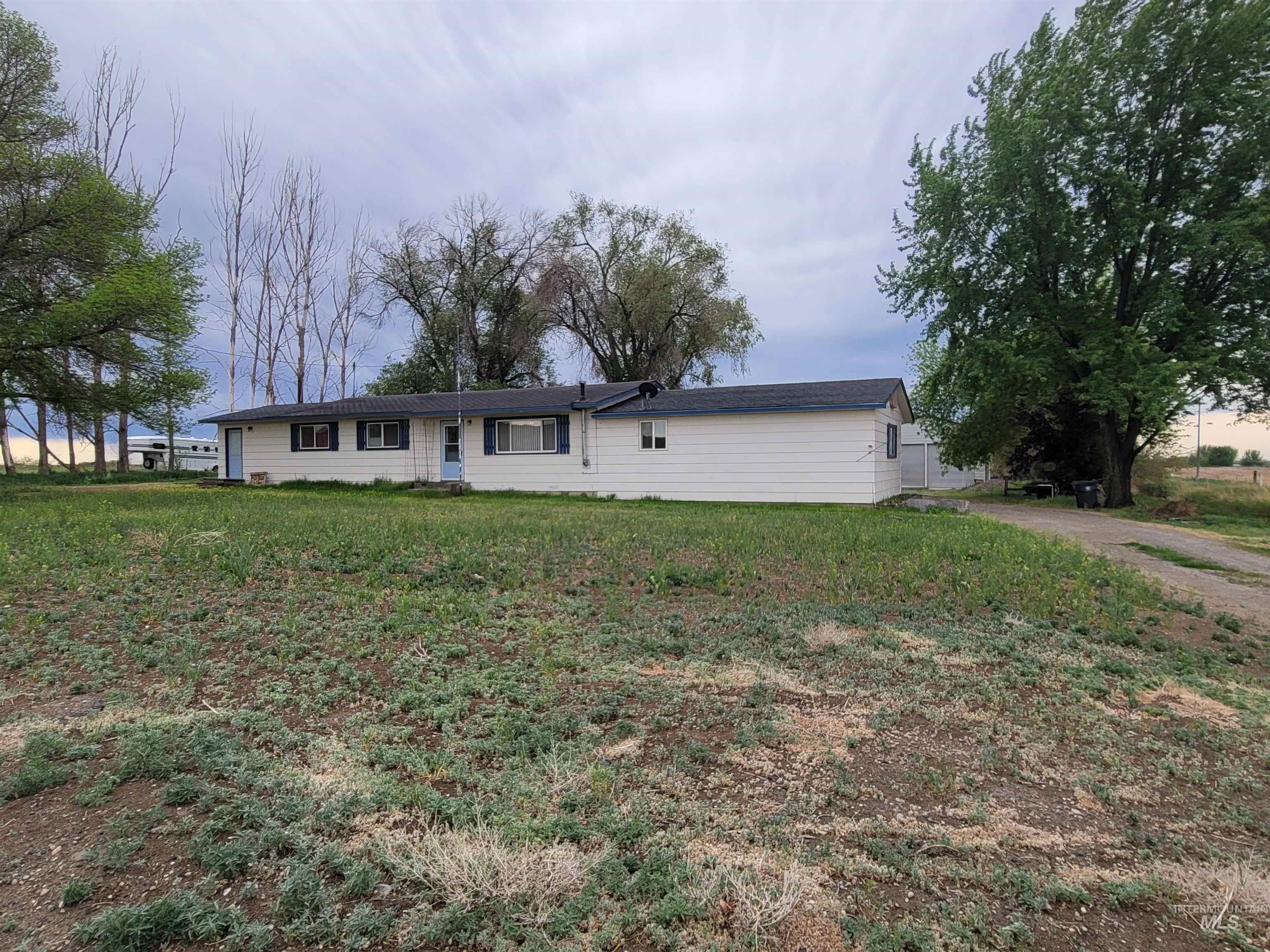 2201 E 1775 S, Gooding, Idaho 83330, 3 Bedrooms, 1 Bathroom, Residential For Sale, Price $375,000, 98946939