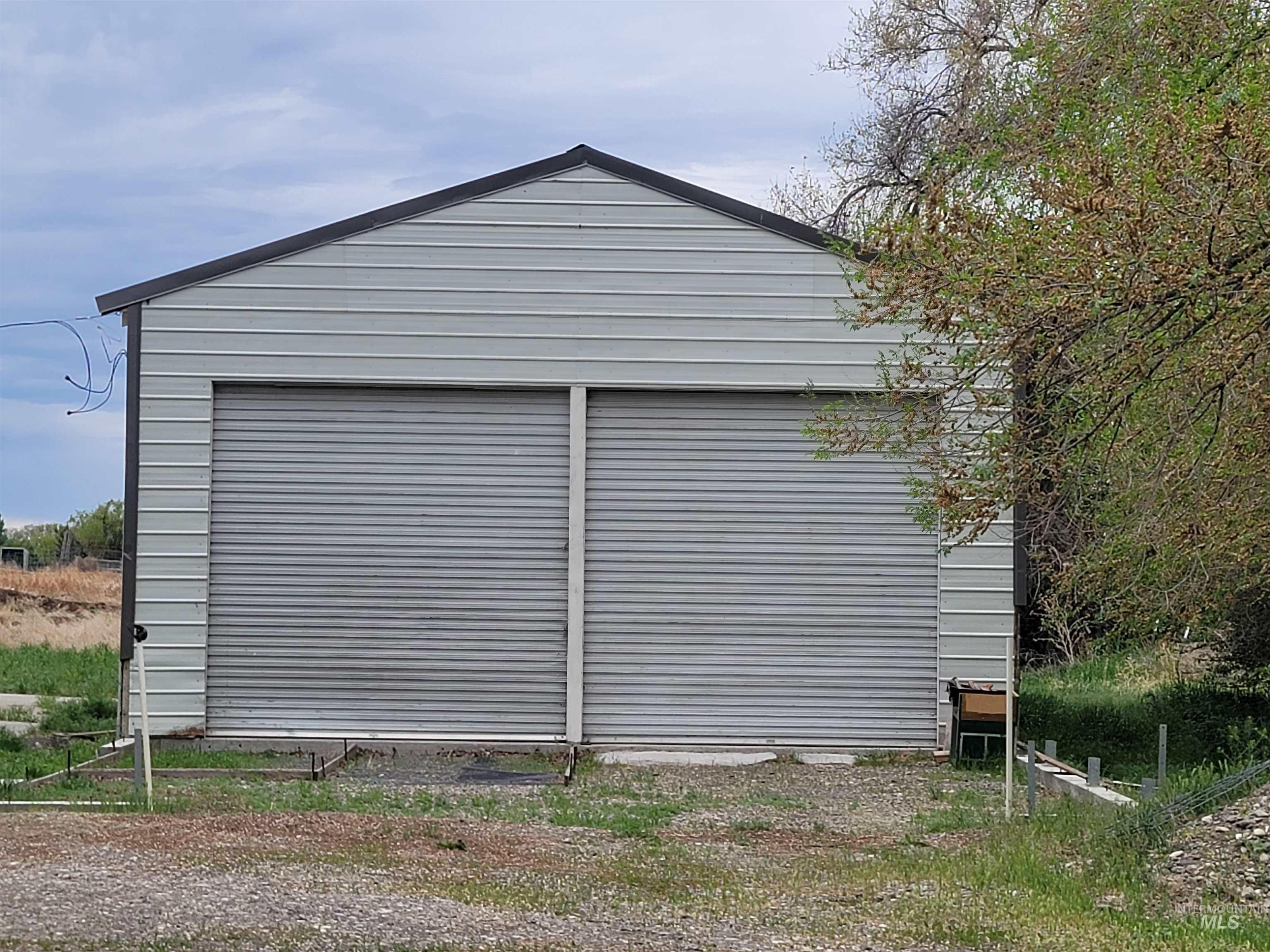 2201 E 1775 S, Gooding, Idaho 83330, 3 Bedrooms, 1 Bathroom, Residential For Sale, Price $375,000, 98946939