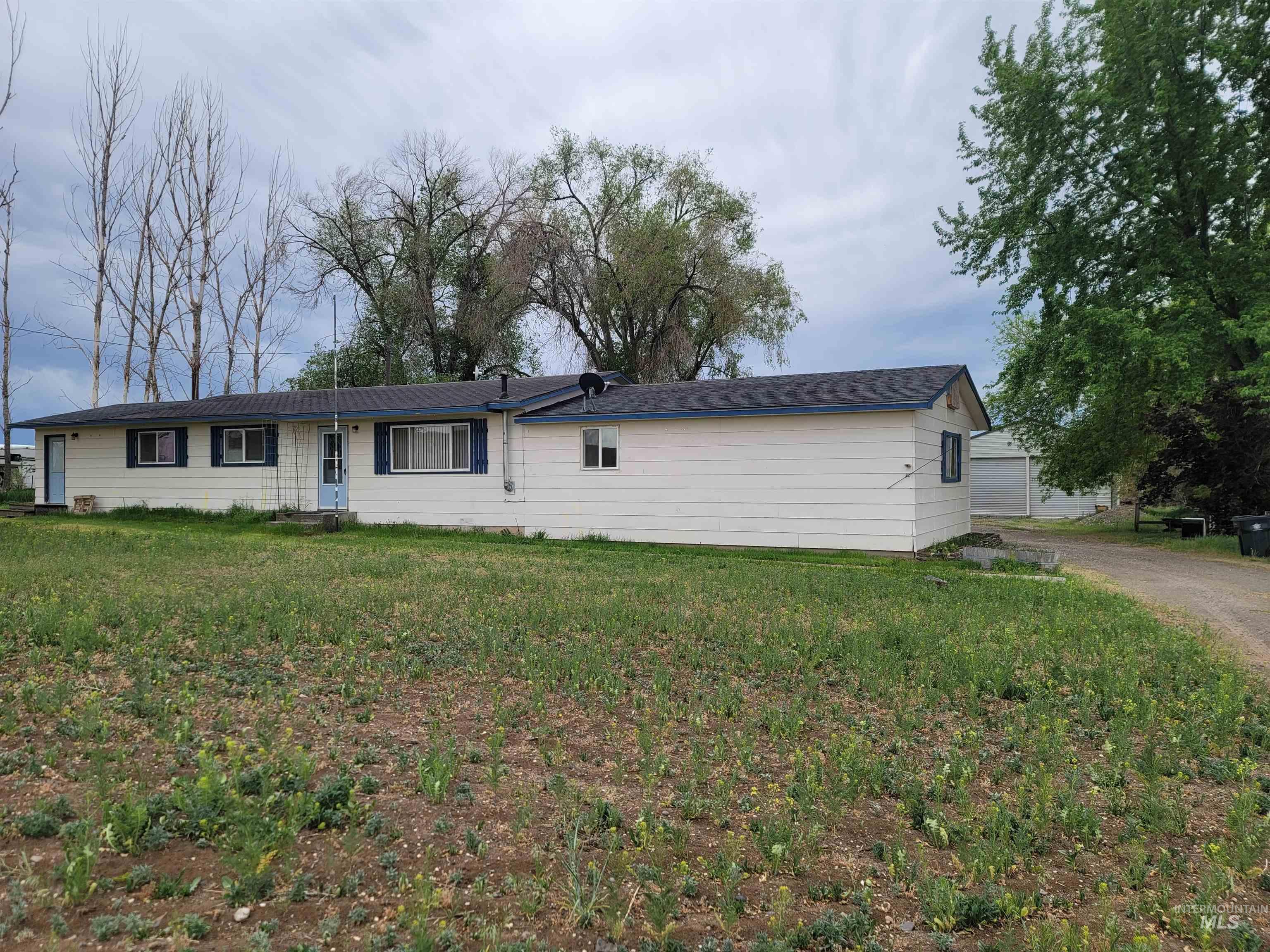 2201 E 1775 S, Gooding, Idaho 83330, 3 Bedrooms, 1 Bathroom, Residential For Sale, Price $375,000, 98946939