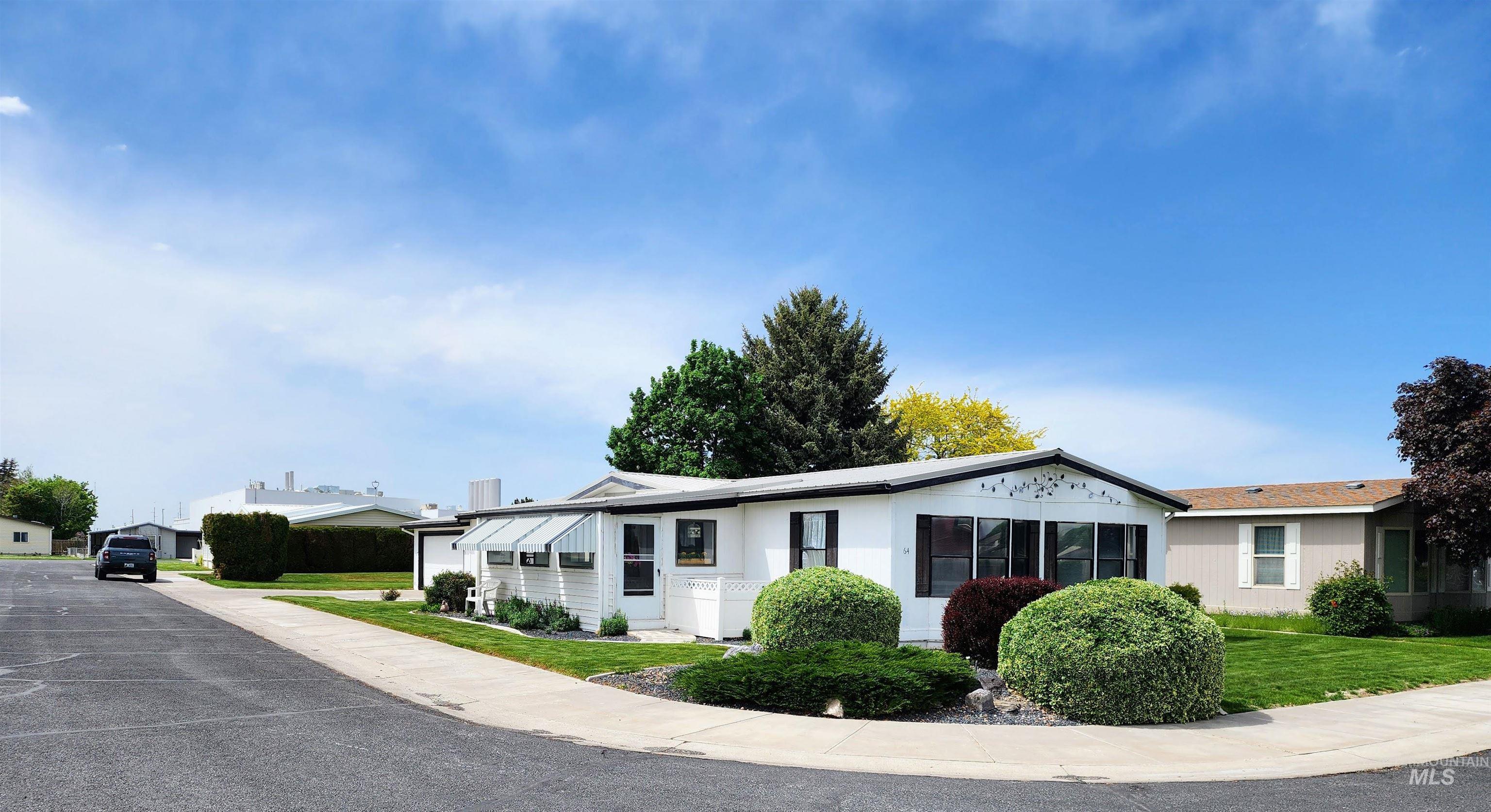 1414 Park Ave, Burley, Idaho 83318, 3 Bedrooms, 2 Bathrooms, Residential For Sale, Price $118,000, 98946941