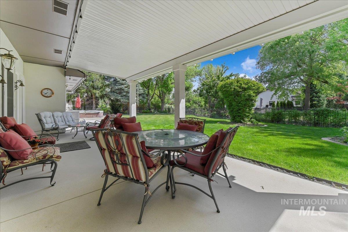 5130 N Lakemont Ln, Garden City, Idaho 83714, 4 Bedrooms, 2.5 Bathrooms, Residential For Sale, Price $999,900, 98946972