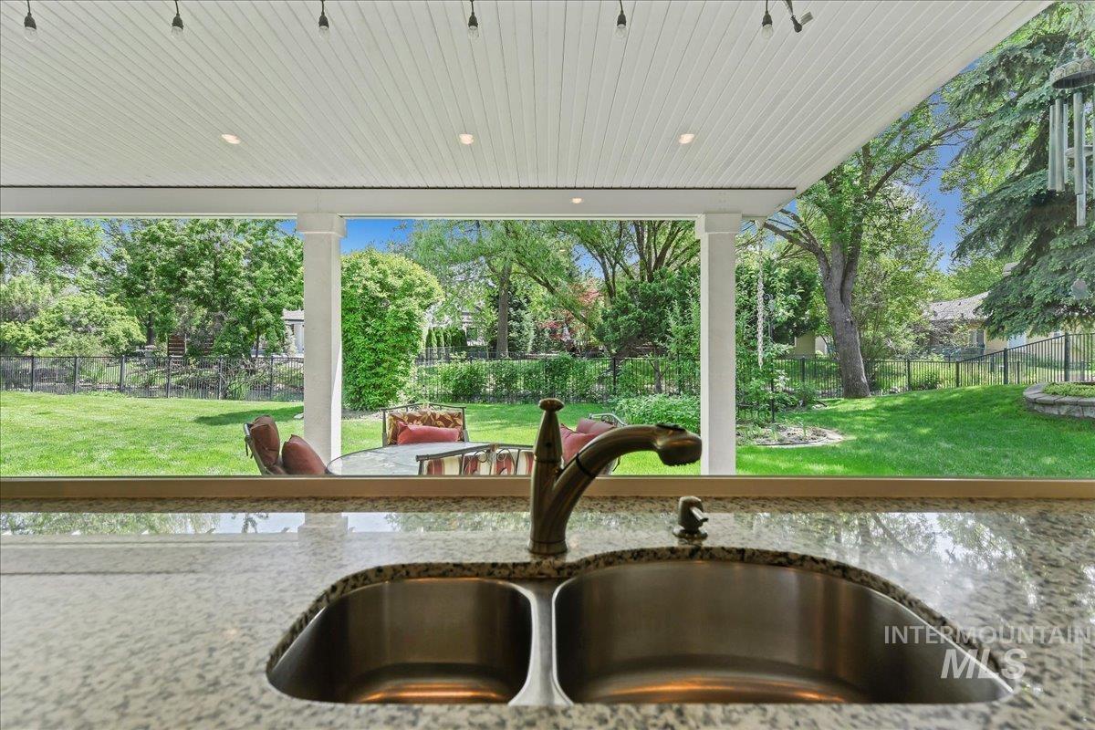 5130 N Lakemont Ln, Garden City, Idaho 83714, 4 Bedrooms, 2.5 Bathrooms, Residential For Sale, Price $999,900, 98946972