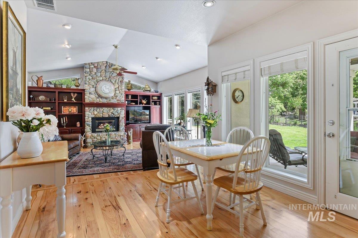 5130 N Lakemont Ln, Garden City, Idaho 83714, 4 Bedrooms, 2.5 Bathrooms, Residential For Sale, Price $999,900, 98946972