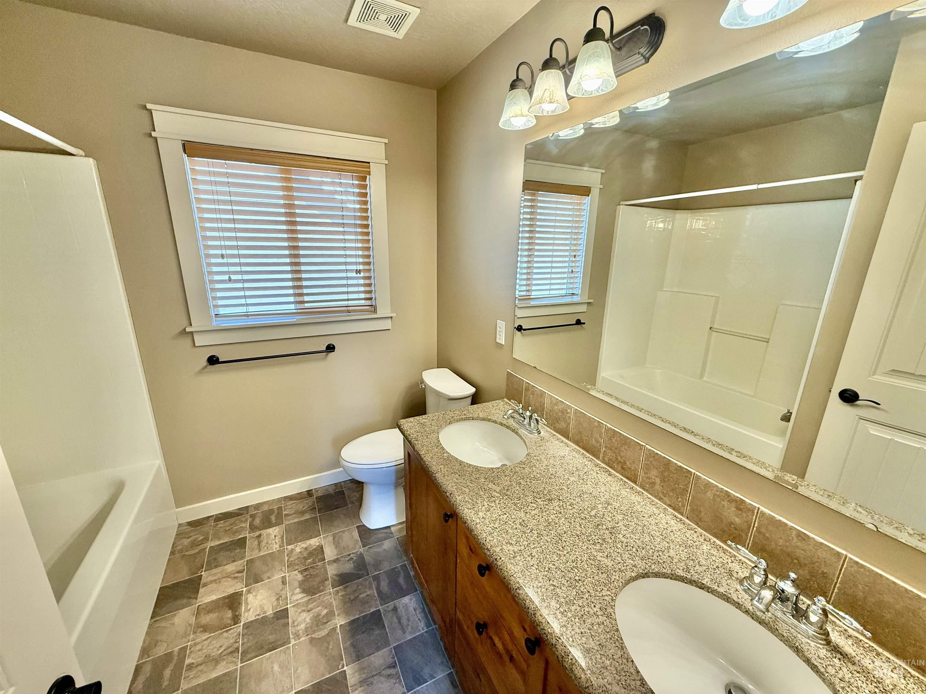 1241 W Ann Taylor St., Meridian, Idaho 83646-4076, 3 Bedrooms, 2.5 Bathrooms, Residential For Sale, Price $430,000, 98946982
