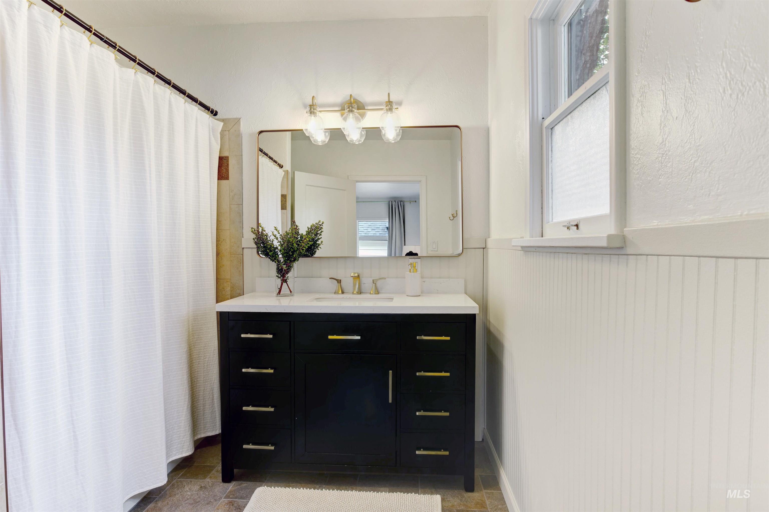 312 4th Ave, Lewiston, Idaho 83501, 4 Bedrooms, 2.5 Bathrooms, Residential For Sale, Price $579,000, 98947029